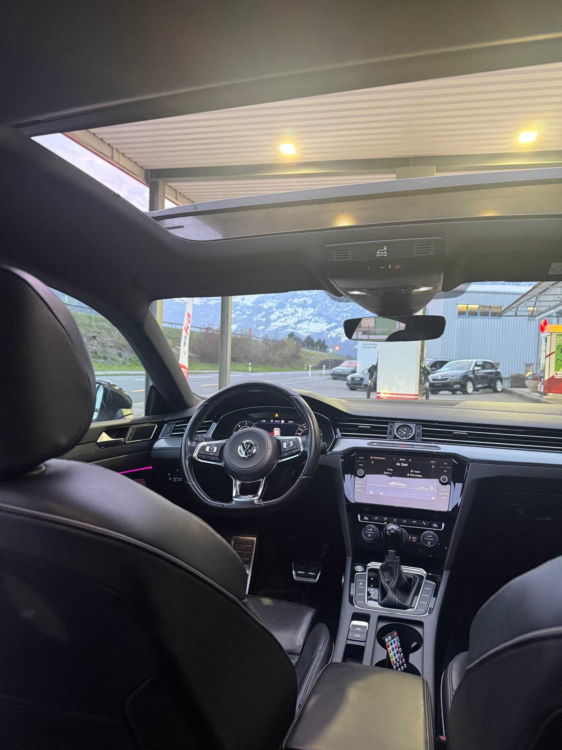 VW Arteon 2.0 TDI BMT R-Line DSG-image-11