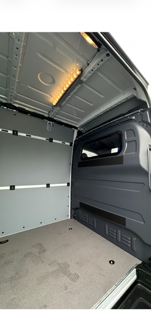 MERCEDES-BENZ Sprinter 319 CDI Standard-image-4