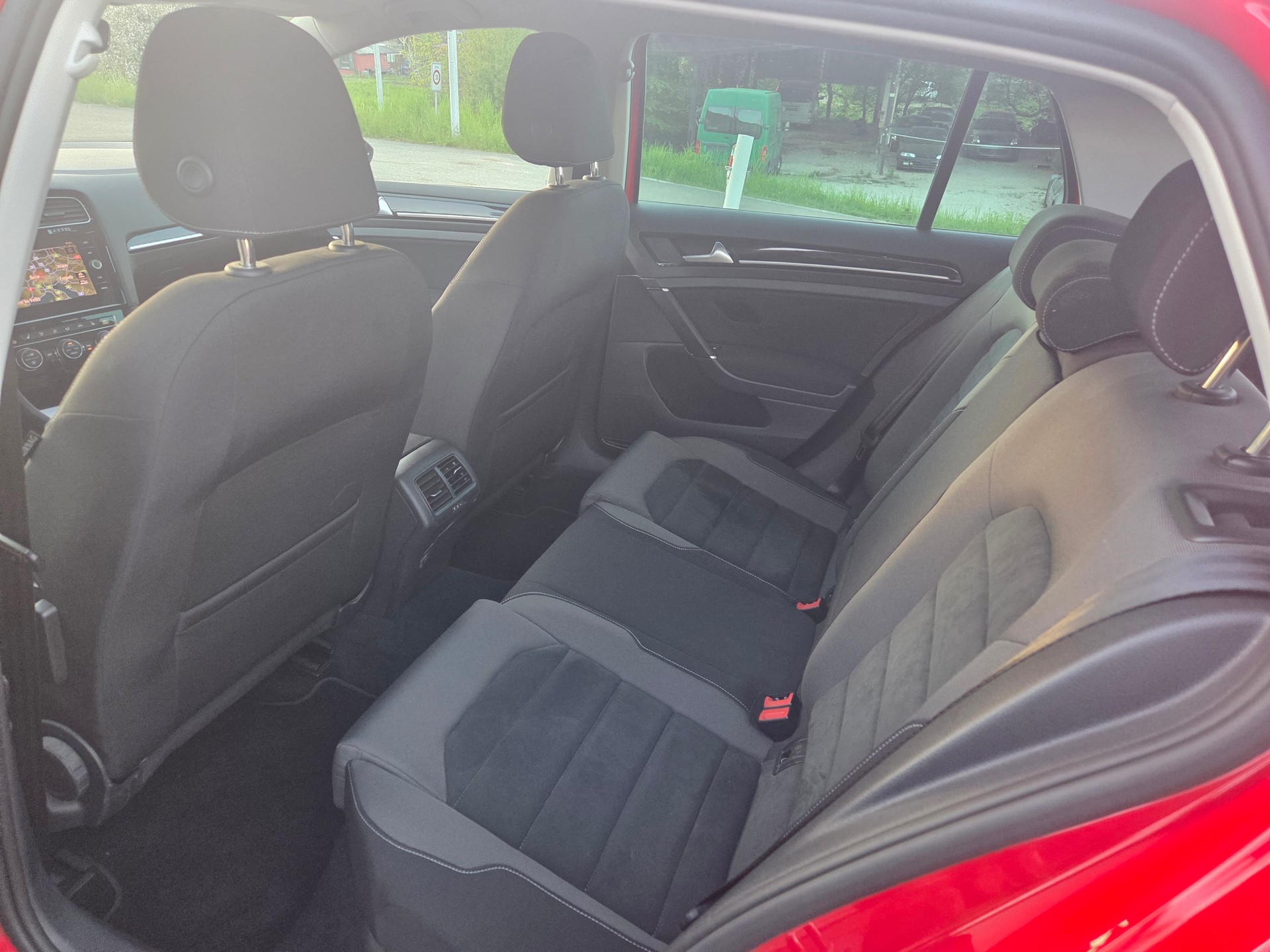 VW Golf VII 1.5 TSI 150 Highline DSG-image-8