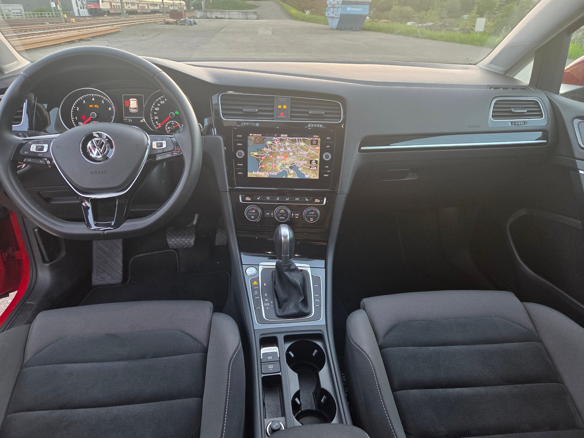 VW Golf VII 1.5 TSI 150 Highline DSG-image-7