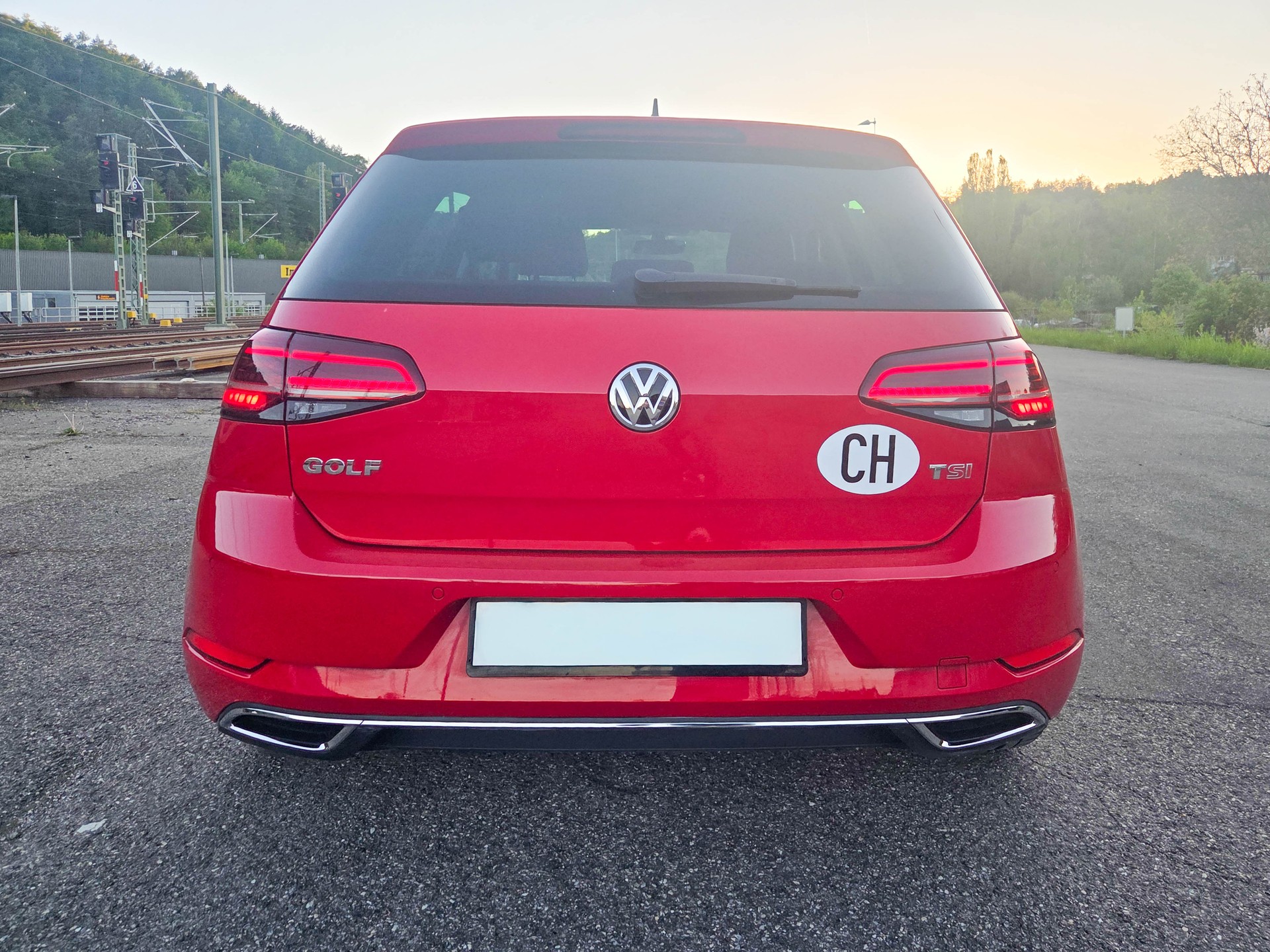 VW Golf VII 1.5 TSI 150 Highline DSG-image-5