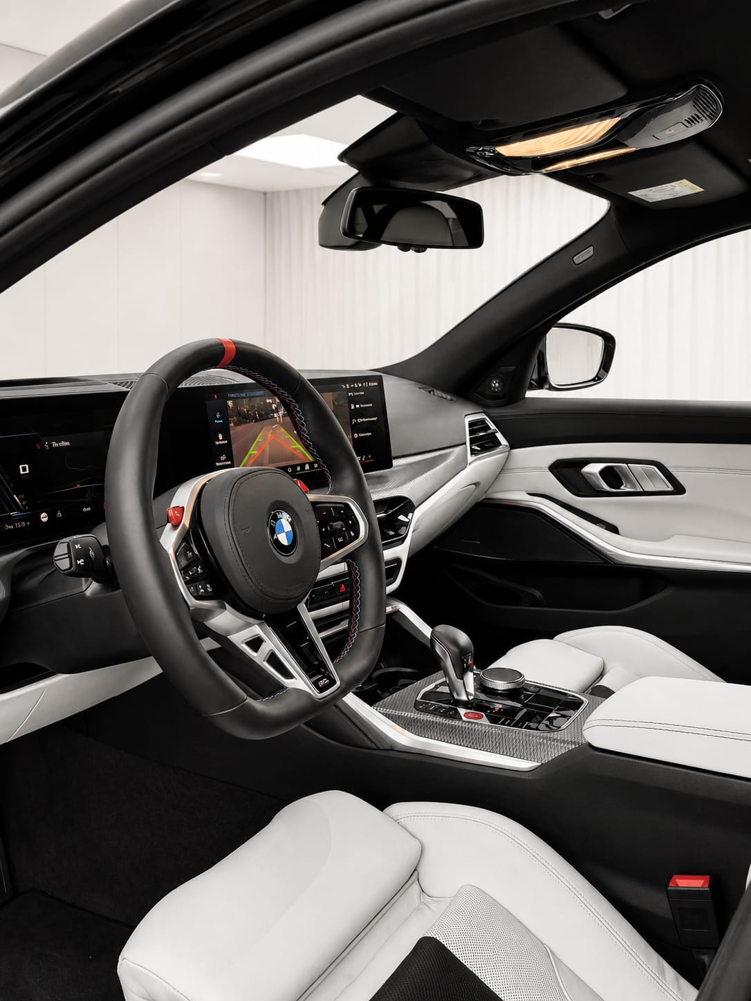 BMW M3 Touring xDrive Competition M-image-8