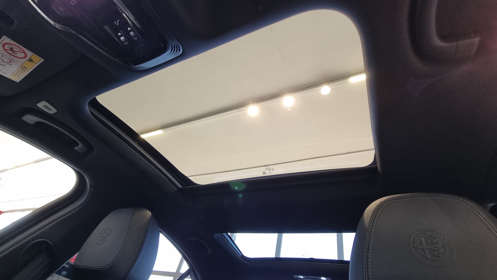 ALFA ROMEO Giulia 2.0 Q4 Veloce Premium Sky-image-13