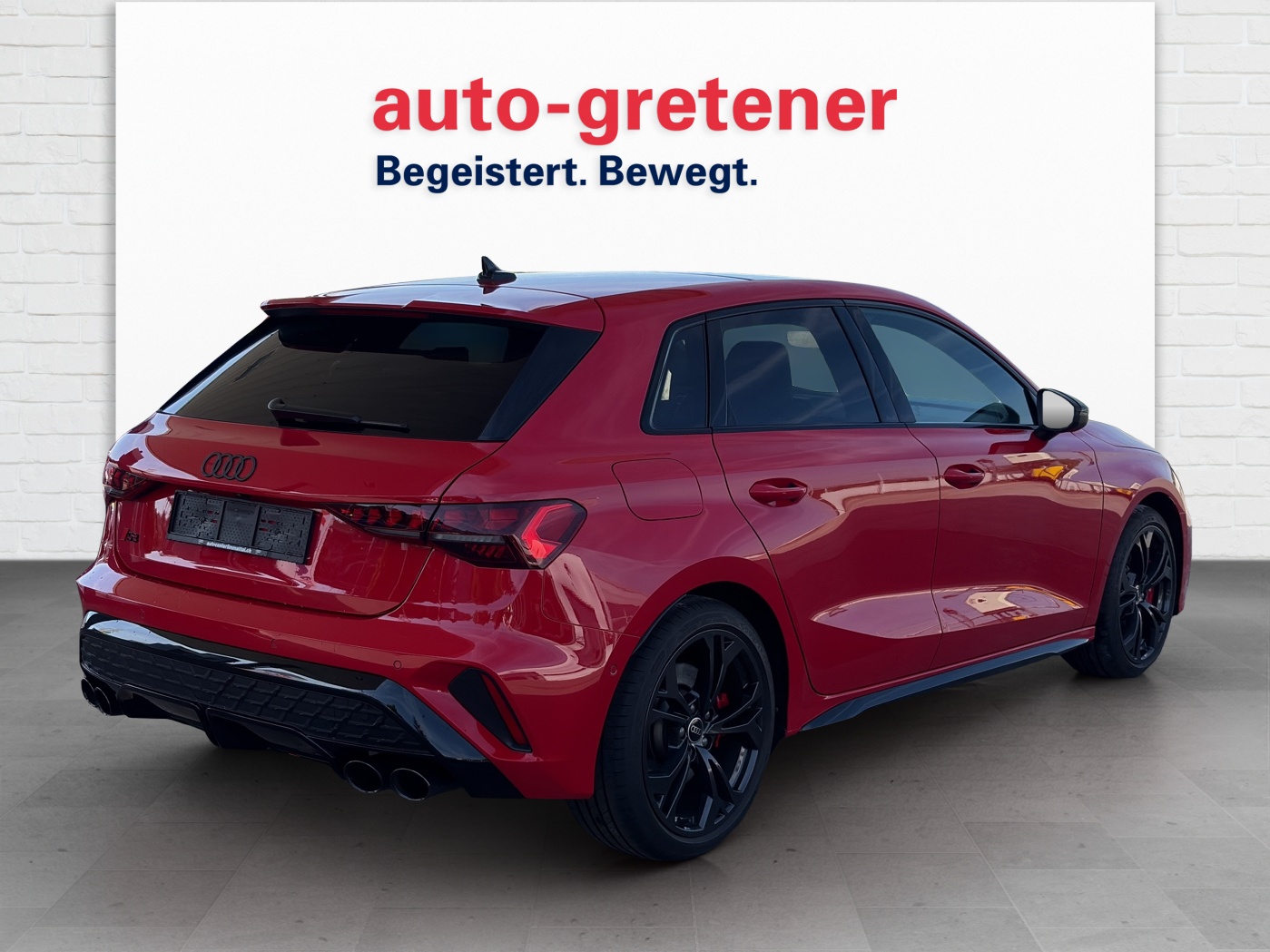AUDI S3 Sportback 2.0 TFSI quattro S-Tronic-image-2