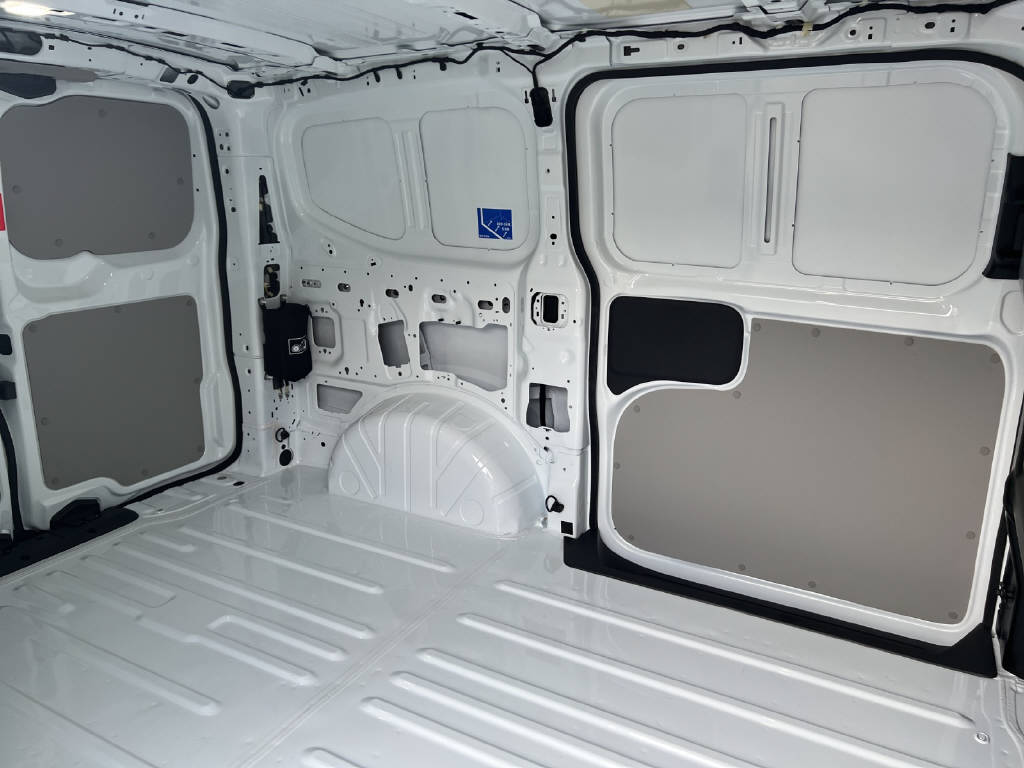 FORD E-Transit C Van 320 L1 Trend-image-8