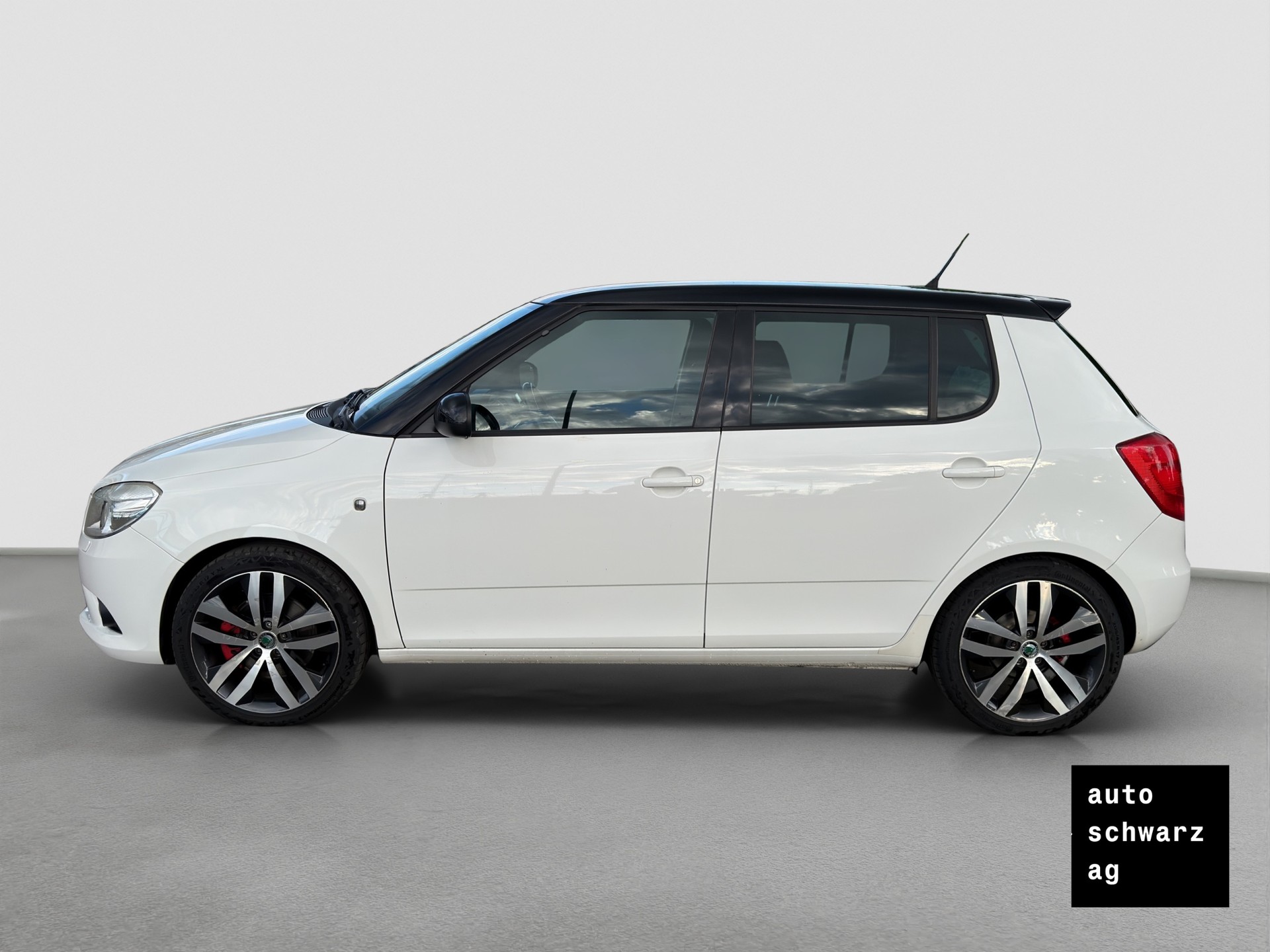 SKODA Fabia 1.4 TSI RS DSG-image-7