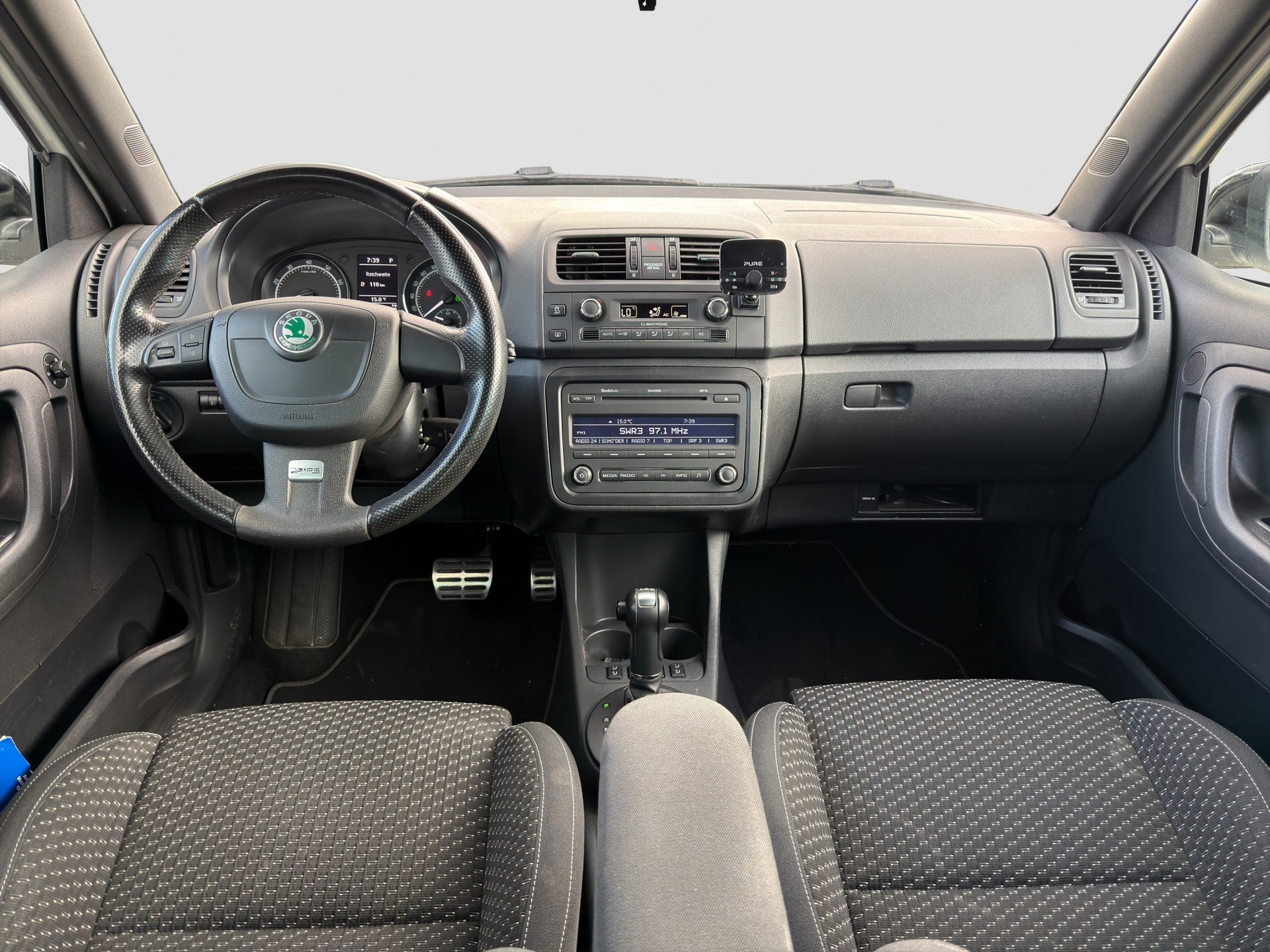 SKODA Fabia 1.4 TSI RS DSG-image-10