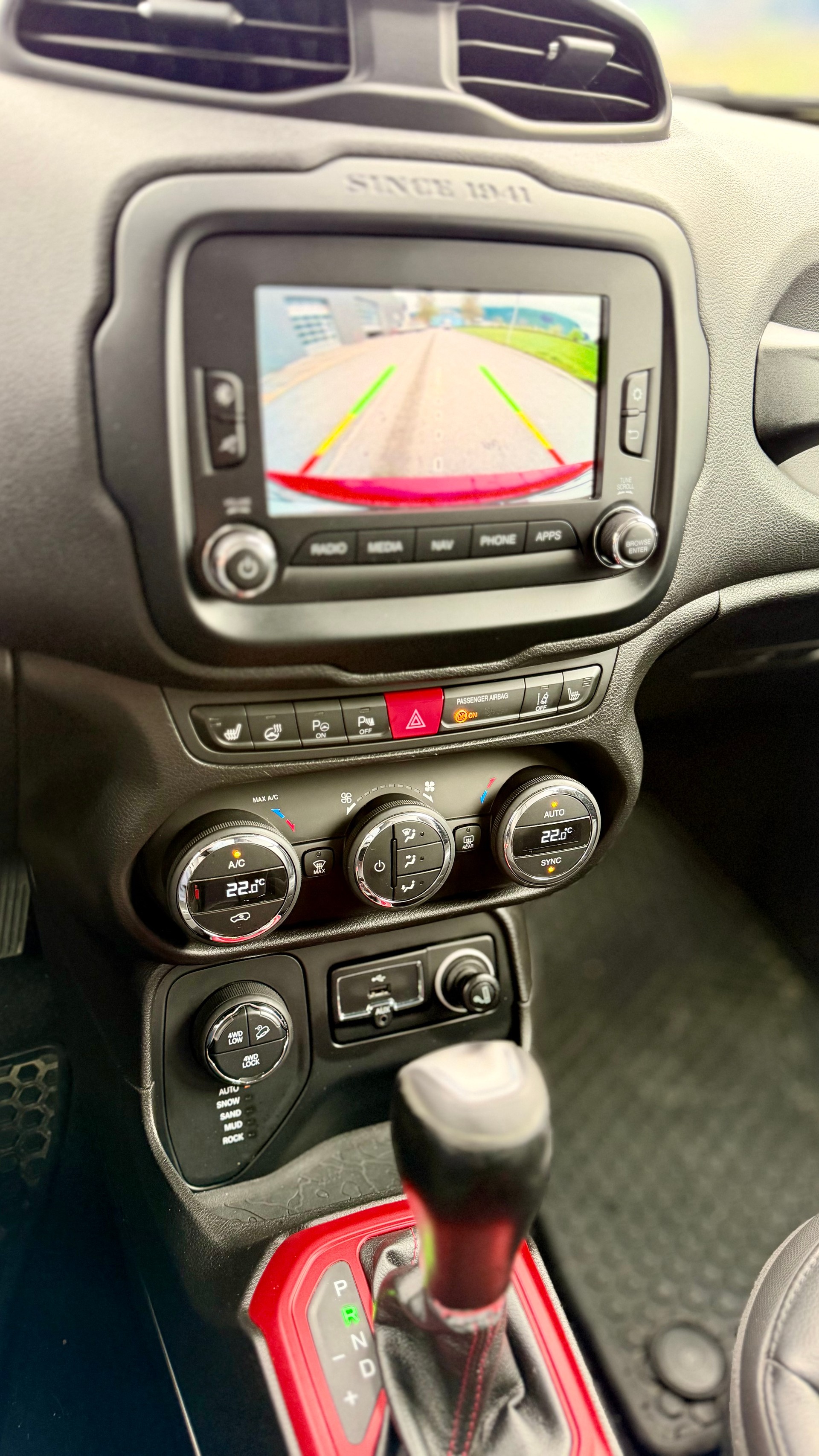 JEEP Renegade 2.0 CRD Trailhawk AWD + Low Range 9ATX-image-12