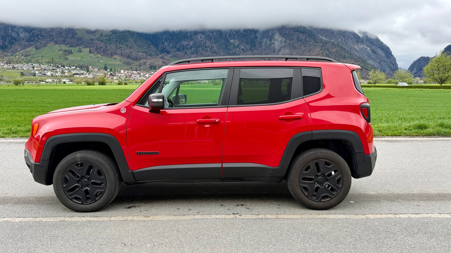 JEEP Renegade 2.0 CRD Trailhawk AWD + Low Range 9ATX-image-1