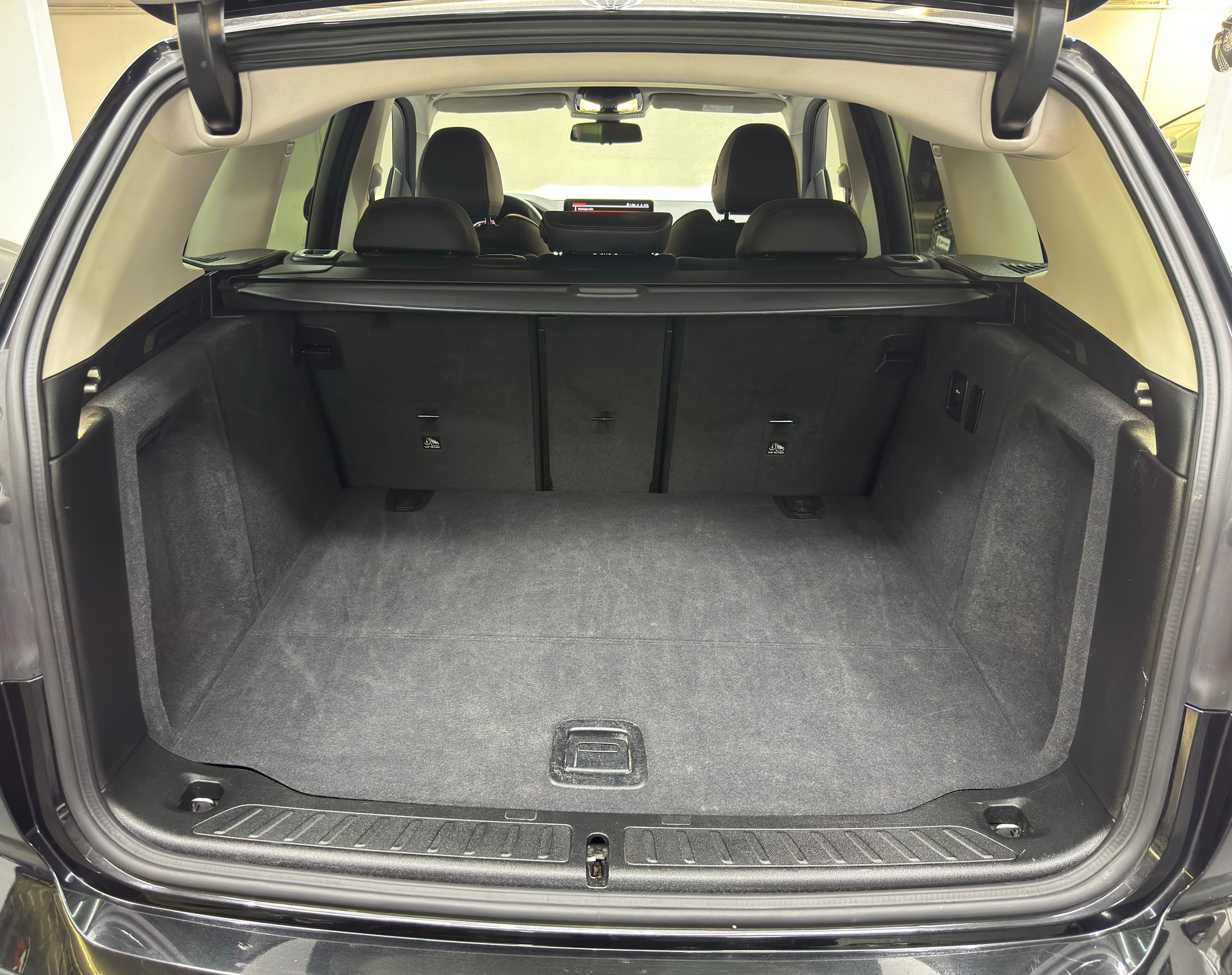 BMW X3 xDrive 20i-image-12