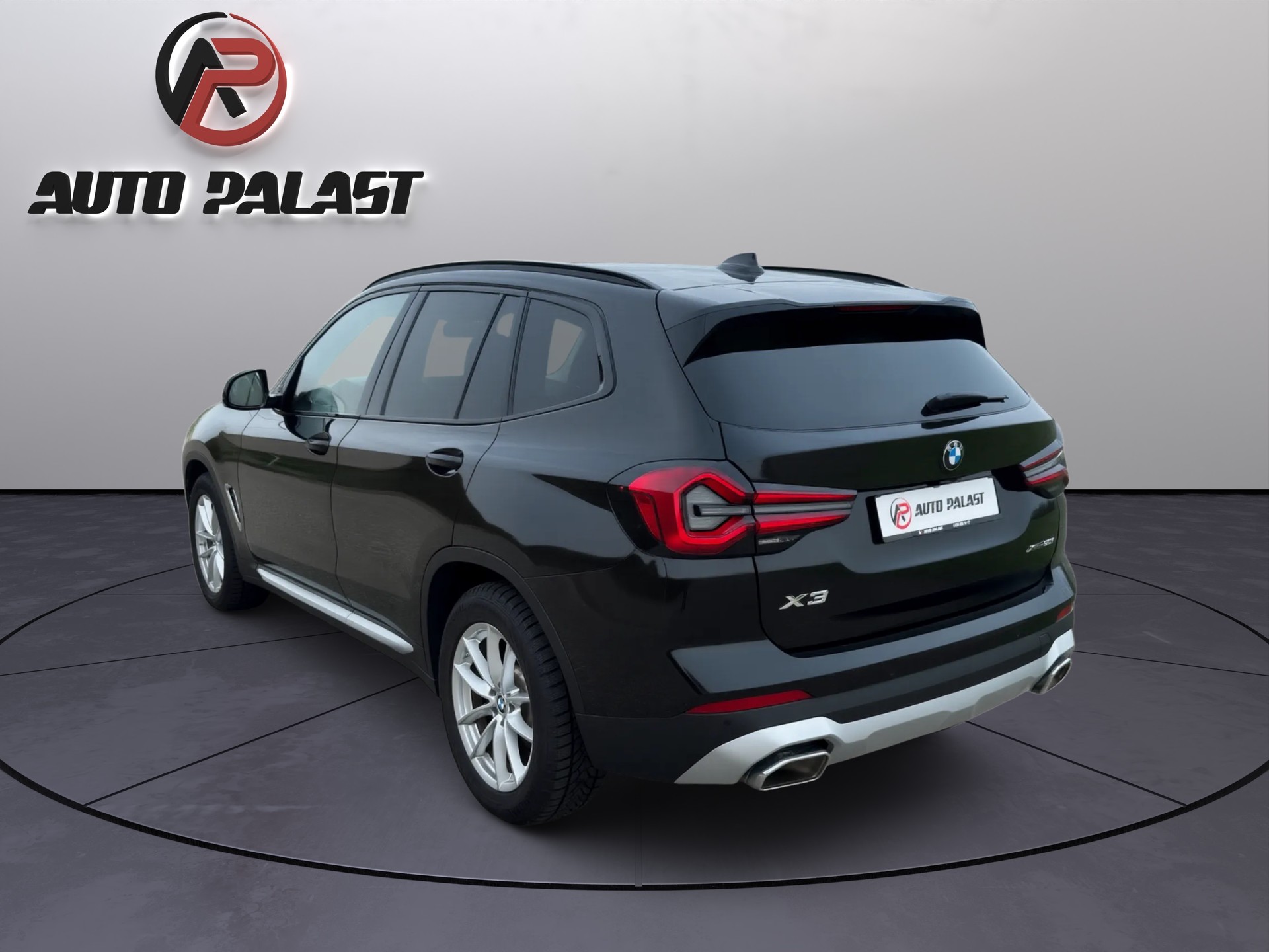 BMW X3 xDrive 20i-image-2