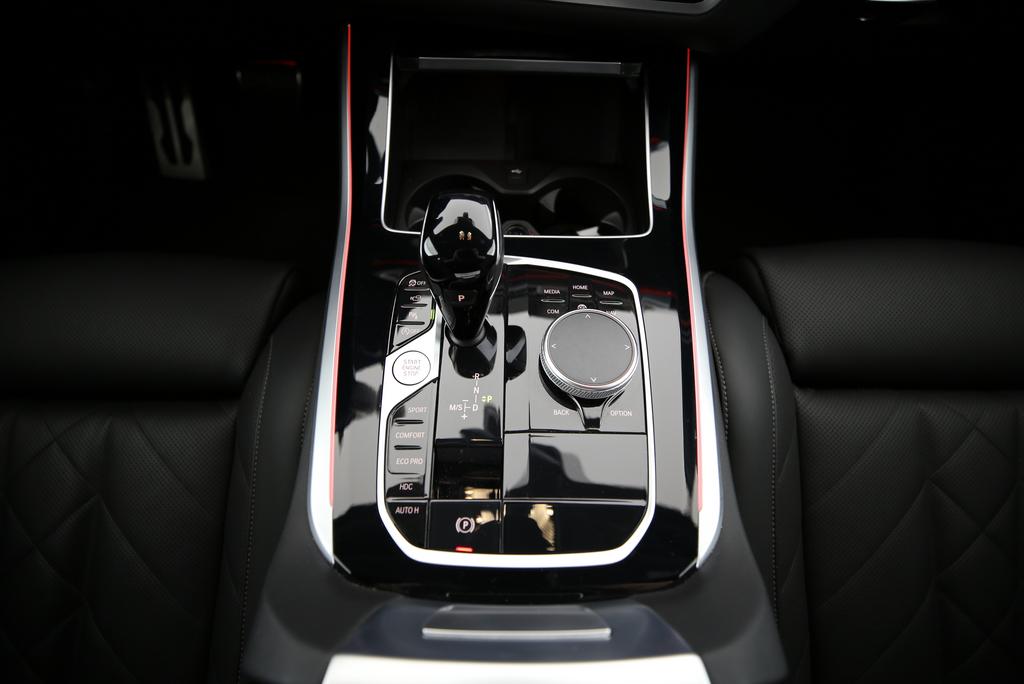 BMW X5 25d xDrive-image-9