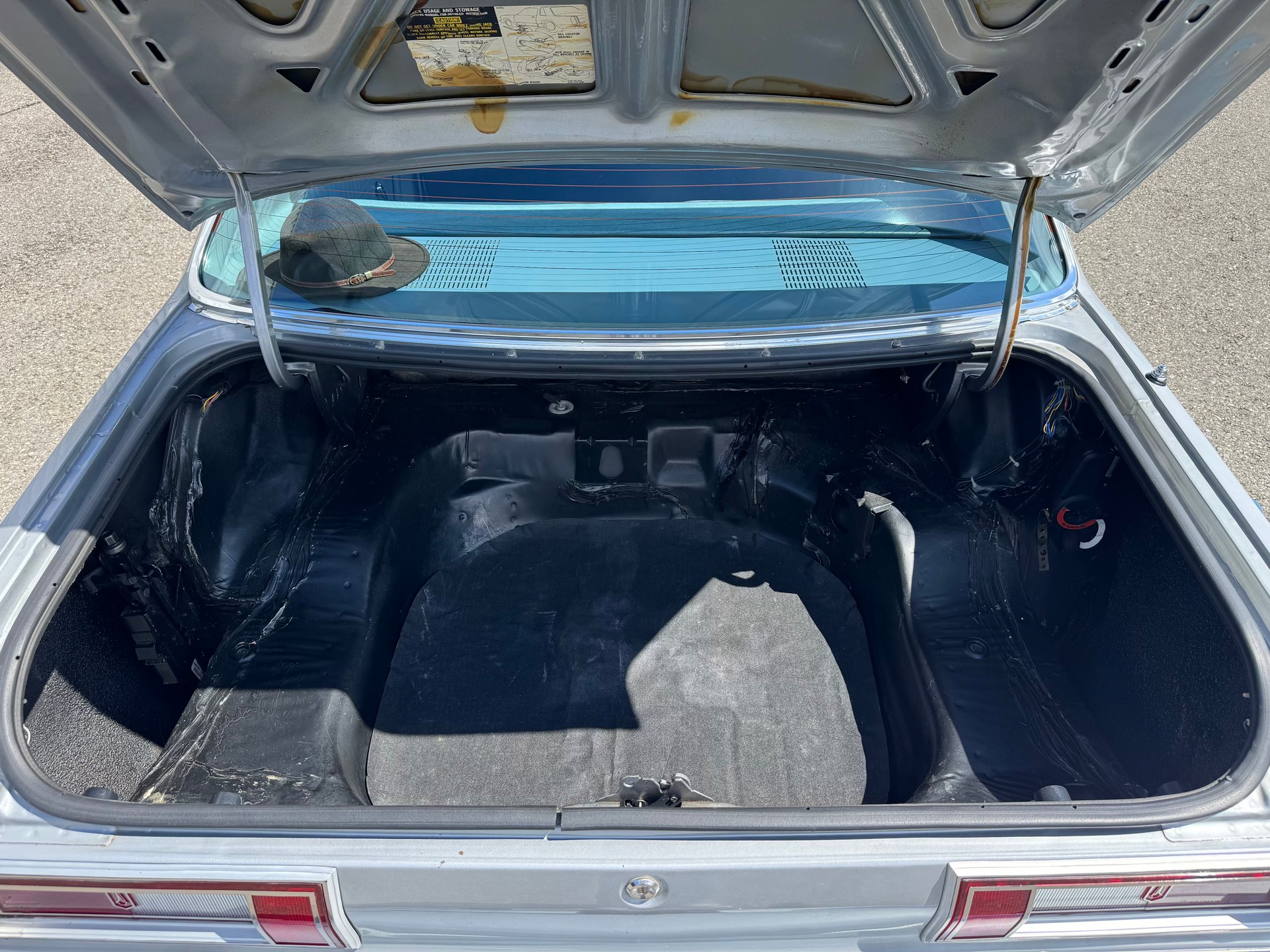 PLYMOUTH Volaré-image-11