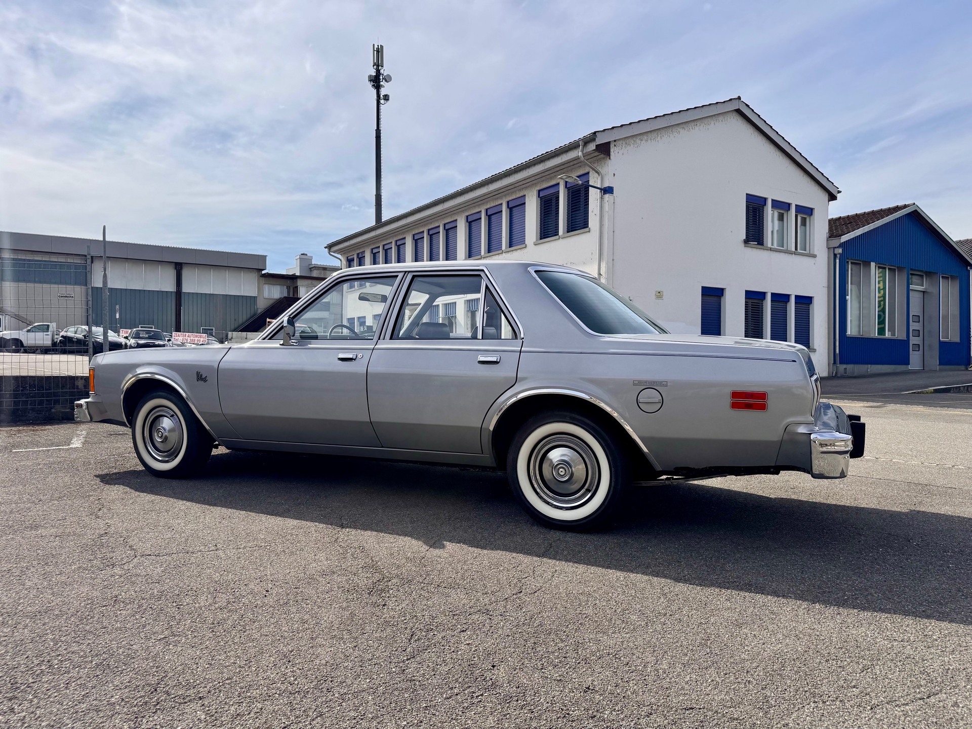PLYMOUTH Volaré-image-2