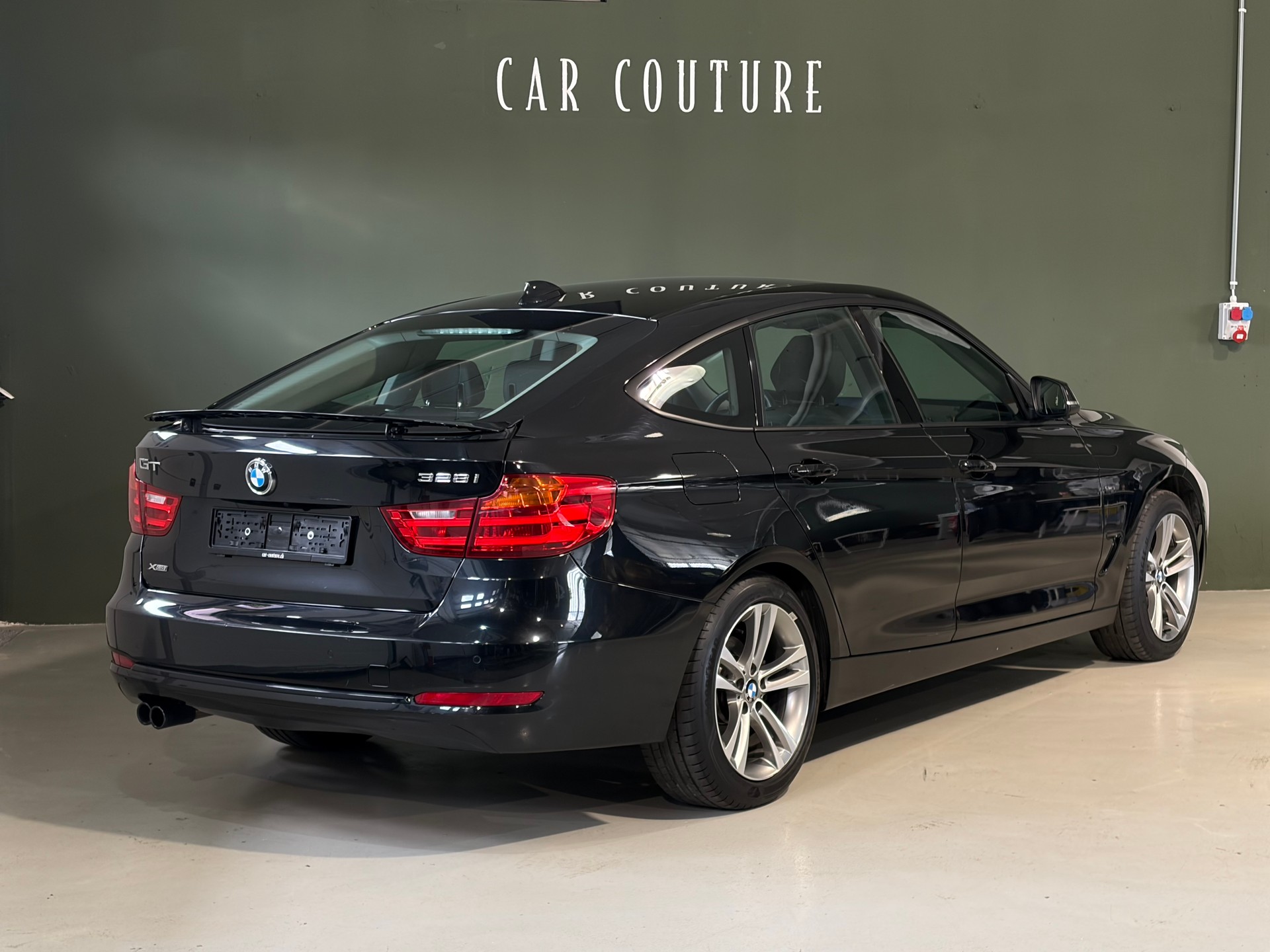 BMW 328i GT xDrive Sport Line Steptronic*CH-Fahrzeug*Ab MFK*-image-4