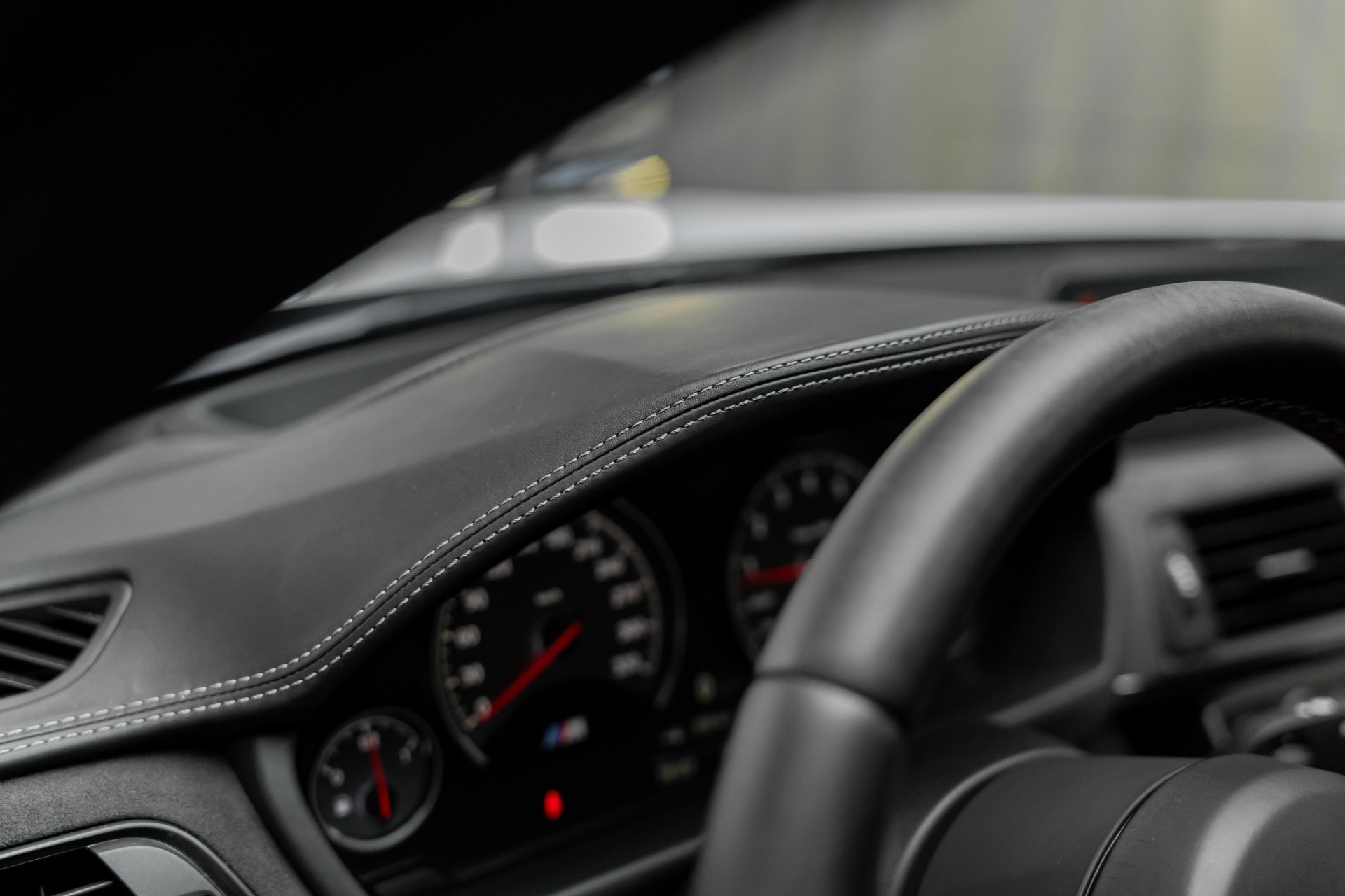 BMW M4 Coupé CS DKG-image-15