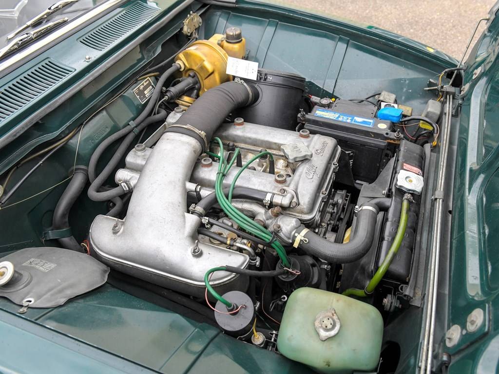 ALFA ROMEO 1750-image-3