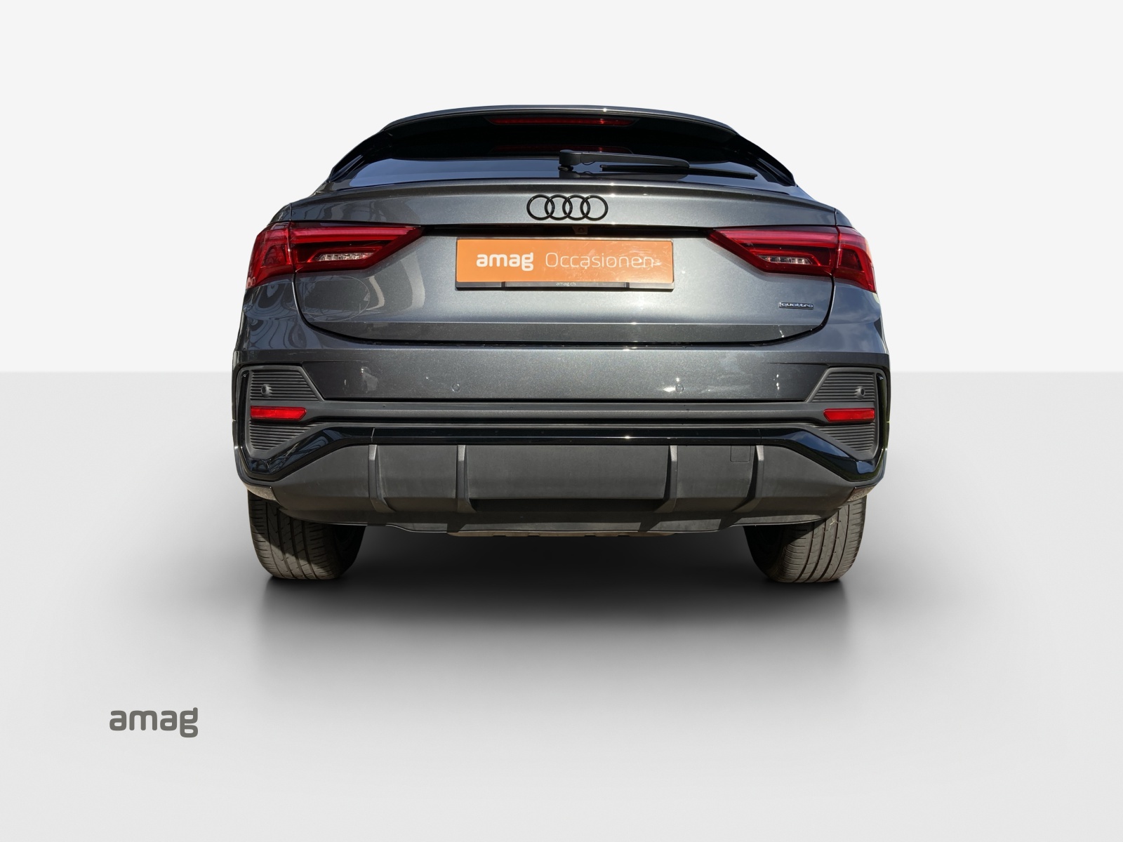 AUDI Q3 Sportback 40 TFSI S line quattro S-tronic-image-3