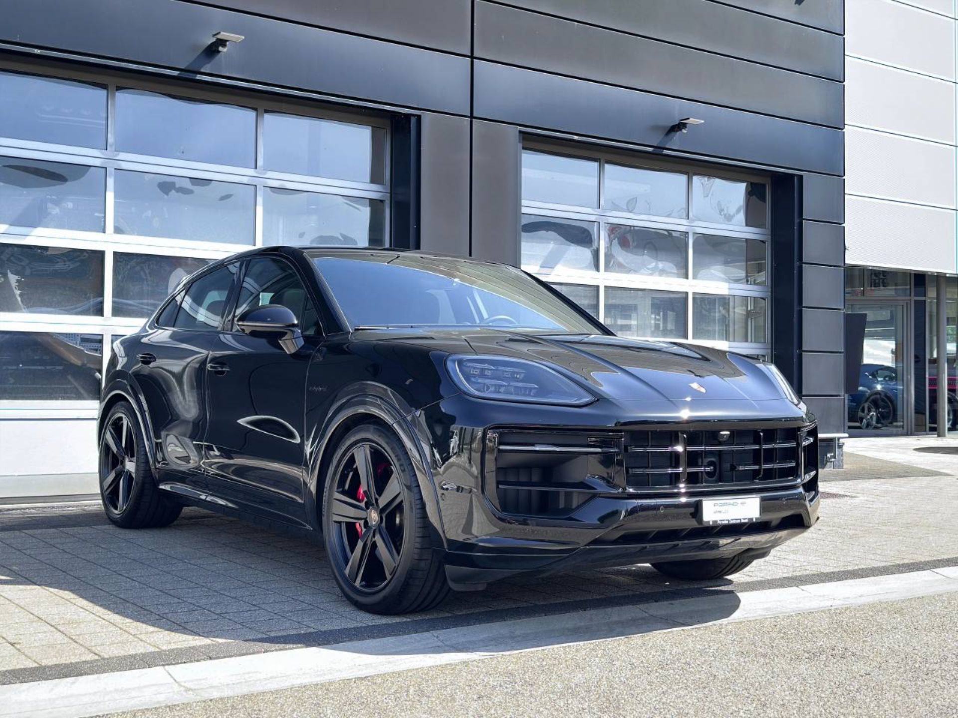 PORSCHE Cayenne S E-Hybrid Coupé-image-9