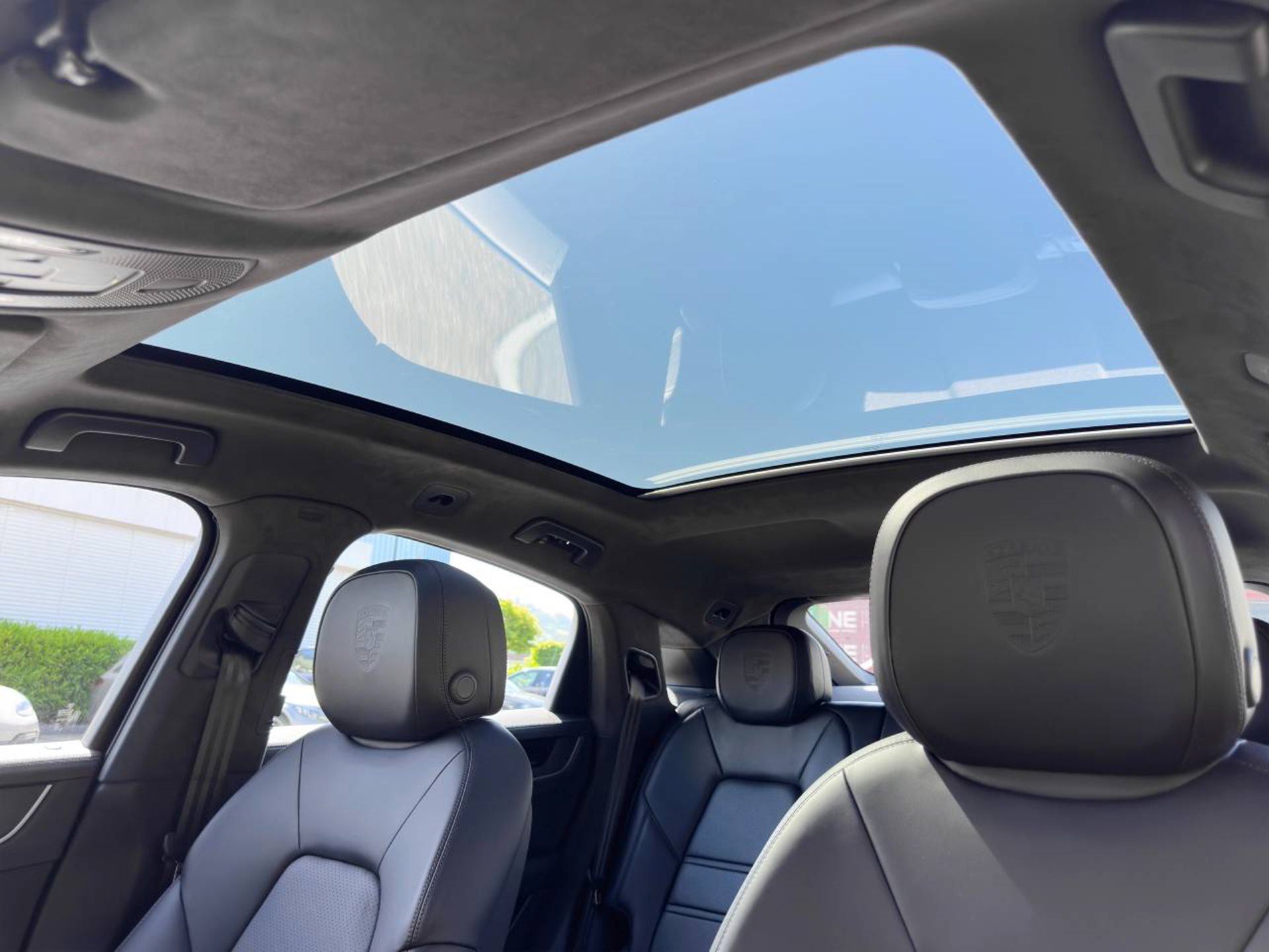 PORSCHE Cayenne S E-Hybrid Coupé-image-25