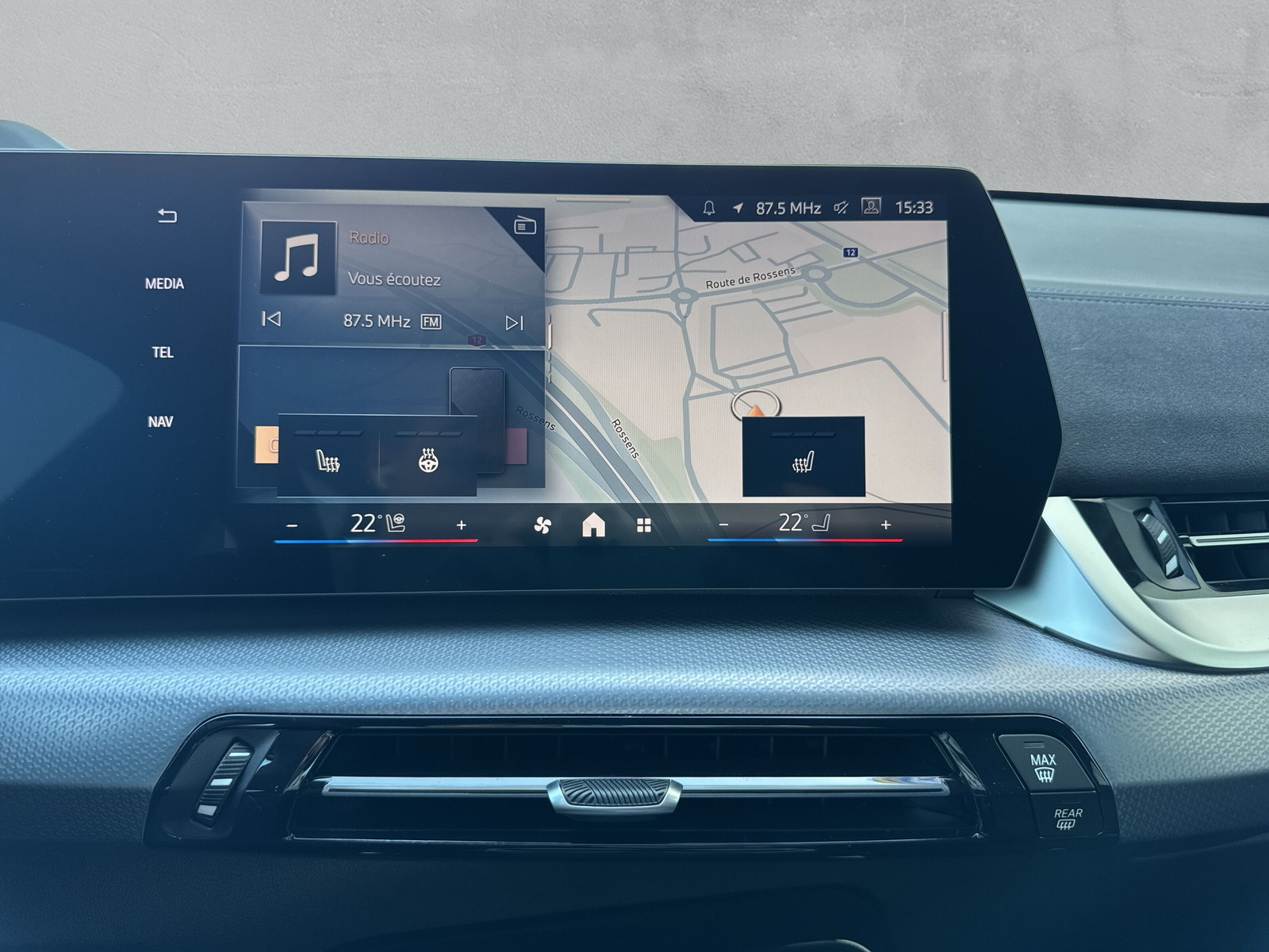 BMW iX1 xDrive 30 M Sport Pro-image-12