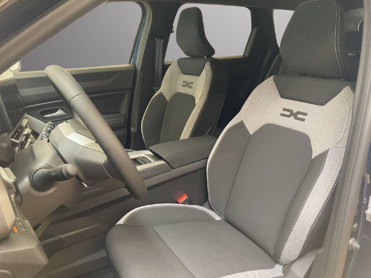 DACIA Bigster 1.8 Hybrid Journey-image-4