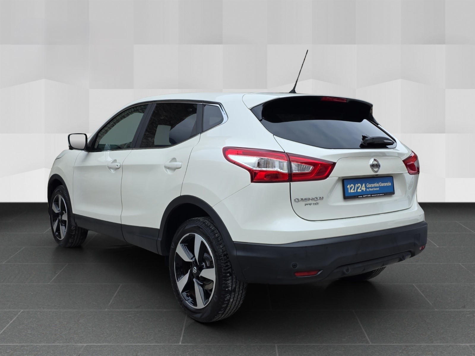 NISSAN Qashqai 1.2 DIG-T Swiss Edition Xtronic CVT-image-6