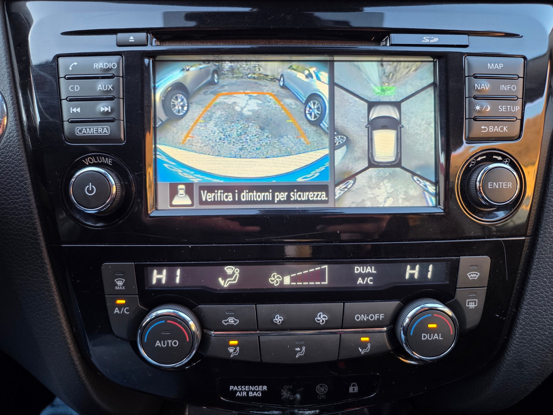 NISSAN Qashqai 1.2 DIG-T Swiss Edition Xtronic CVT-image-10