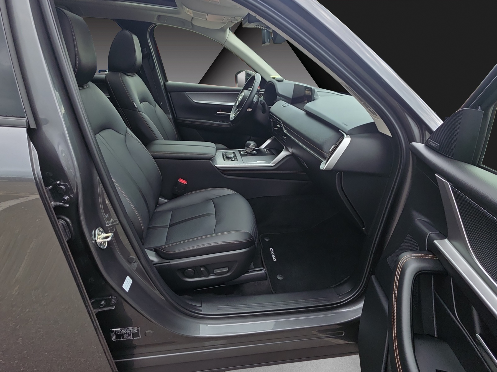 MAZDA CX-60 3.3L e-Skyactiv D 254 MHEV AWD Homura-image-16