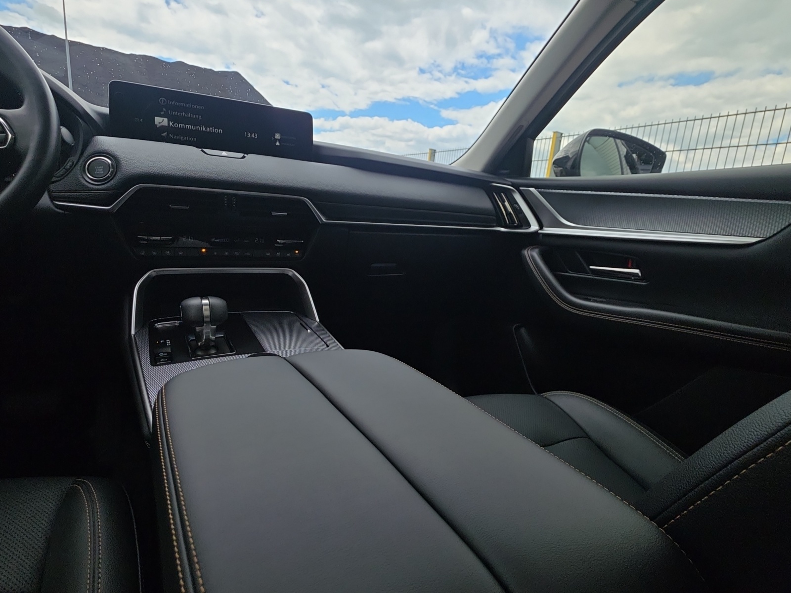 MAZDA CX-60 3.3L e-Skyactiv D 254 MHEV AWD Homura-image-12