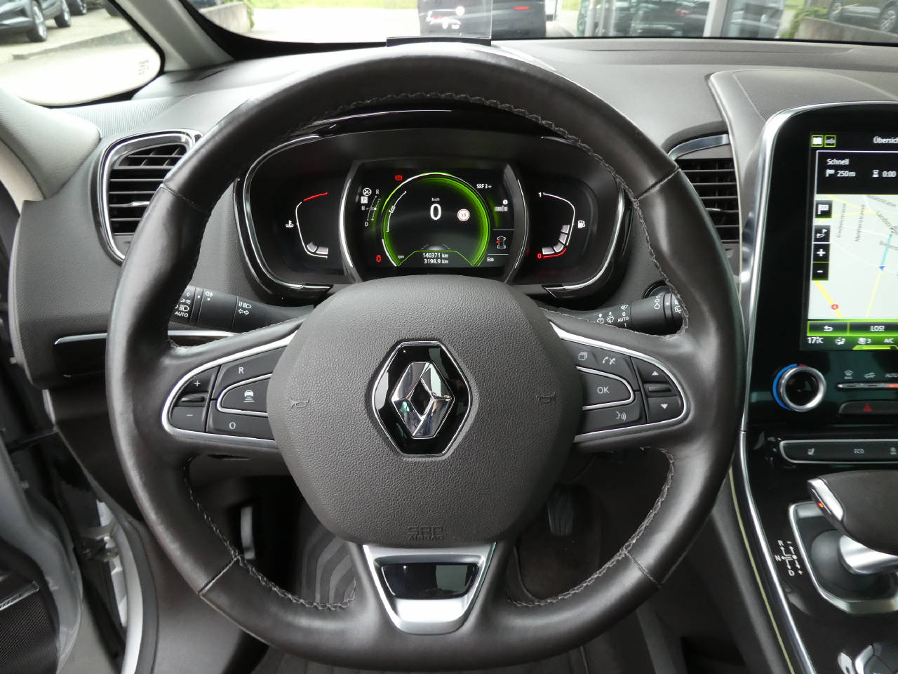 RENAULT Espace 1.6 TCe Swiss Edition EDC-image-11