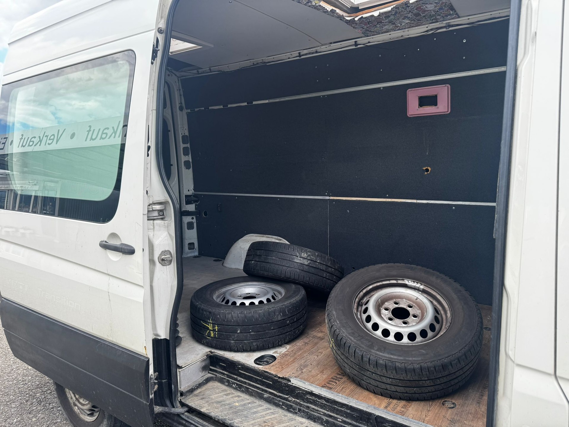 VW Crafter 35 2.5 TDI 164 PS-image-13