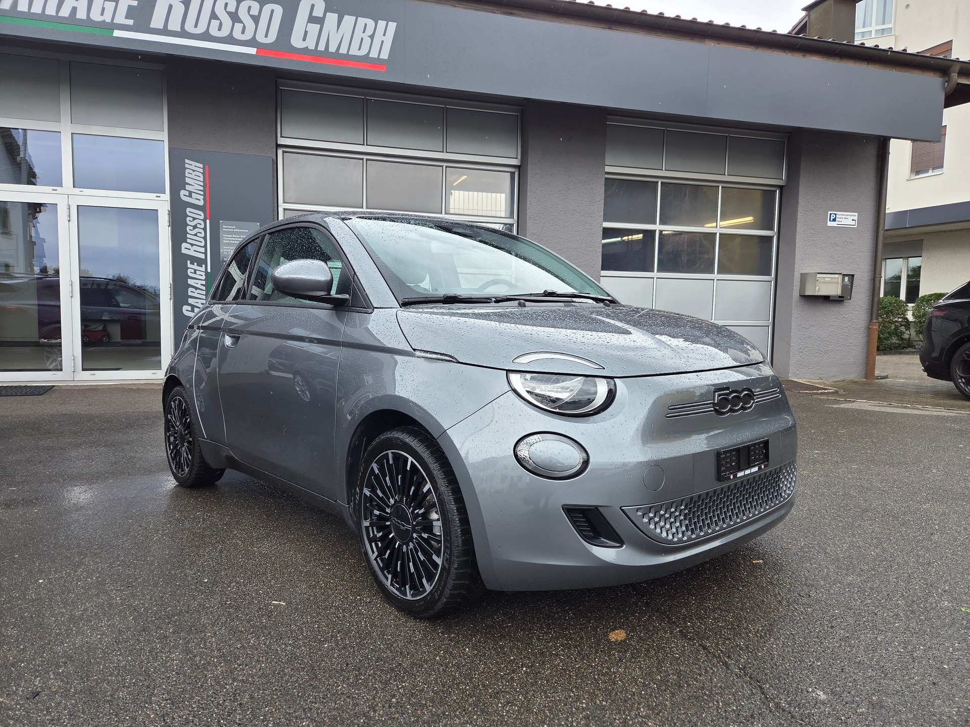 FIAT 500 3+1 electric 87 kW Icon-image-2