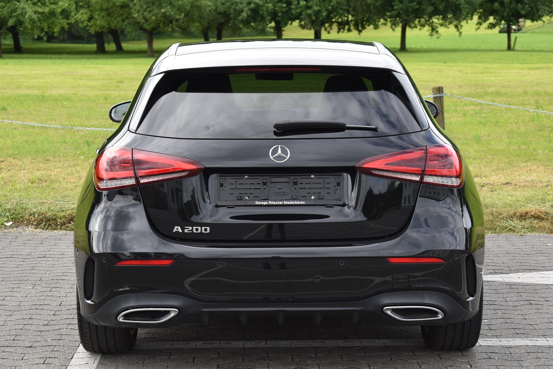 MERCEDES-BENZ A 200 AMG Line-image-3