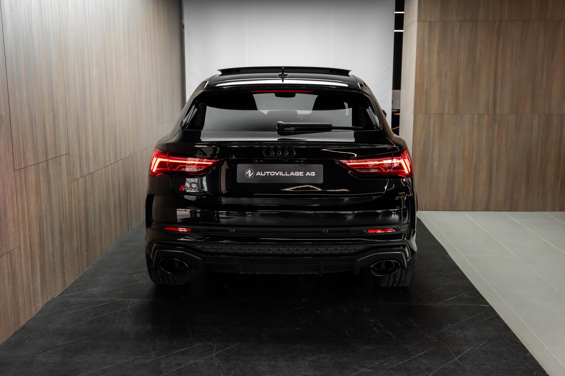 AUDI RS Q3 Sportback quattro S tronic-image-29