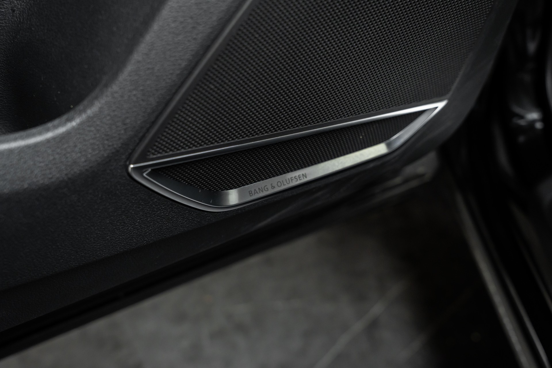 AUDI RS Q3 Sportback quattro S tronic-image-22
