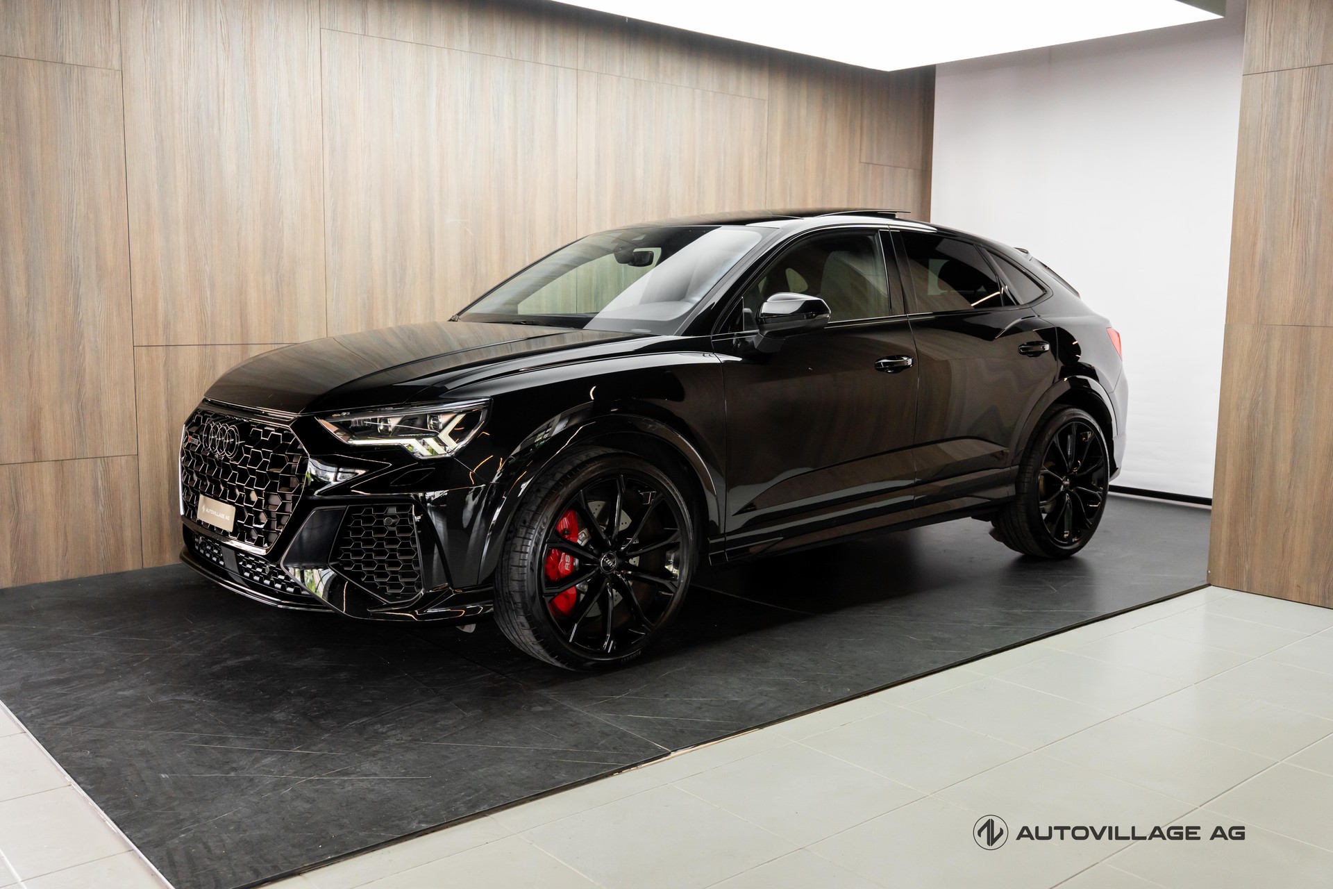 AUDI RS Q3 Sportback quattro S tronic-image-0