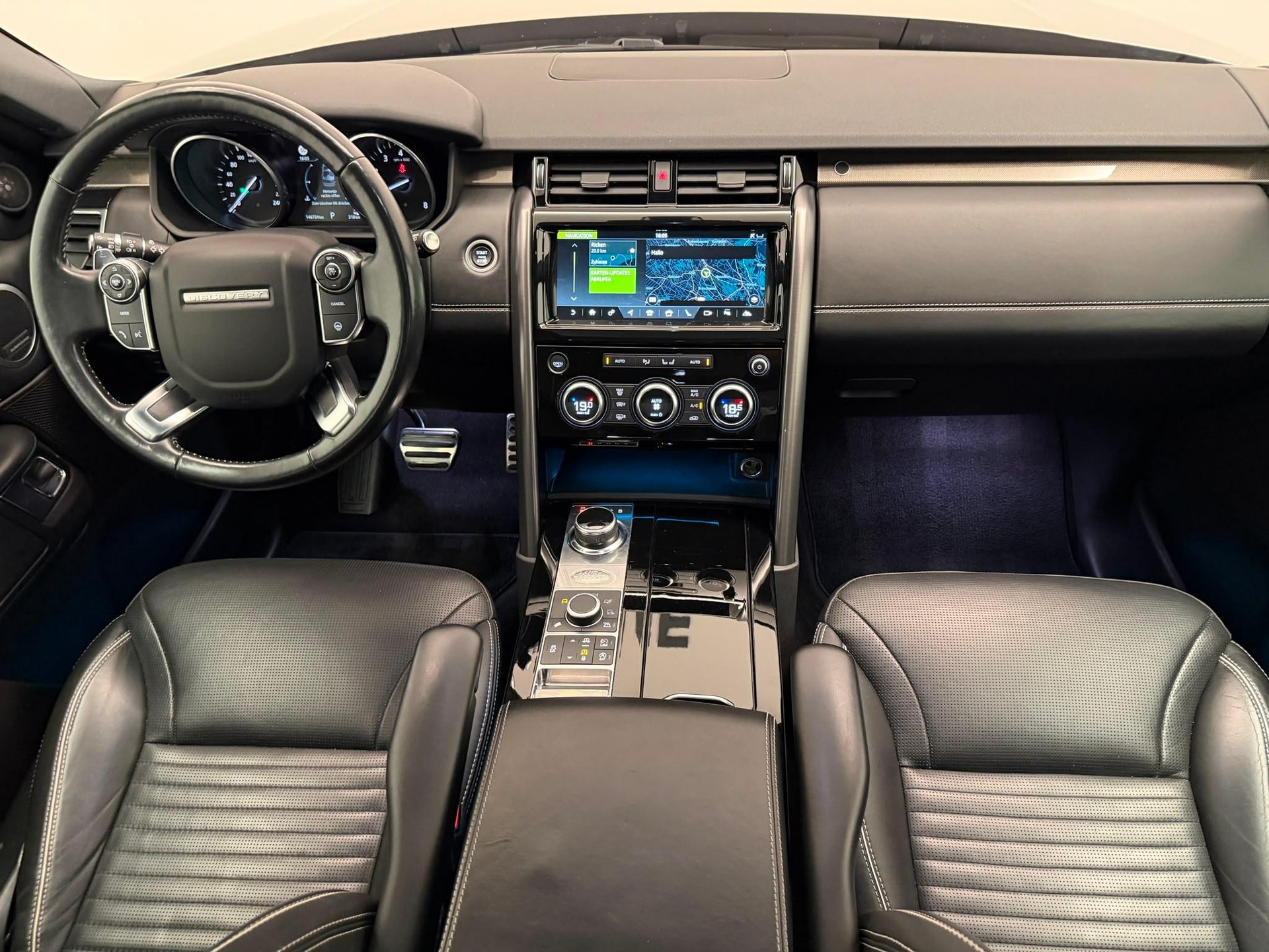 LAND ROVER Discovery 3.0 Si6 HSE Luxury-image-10