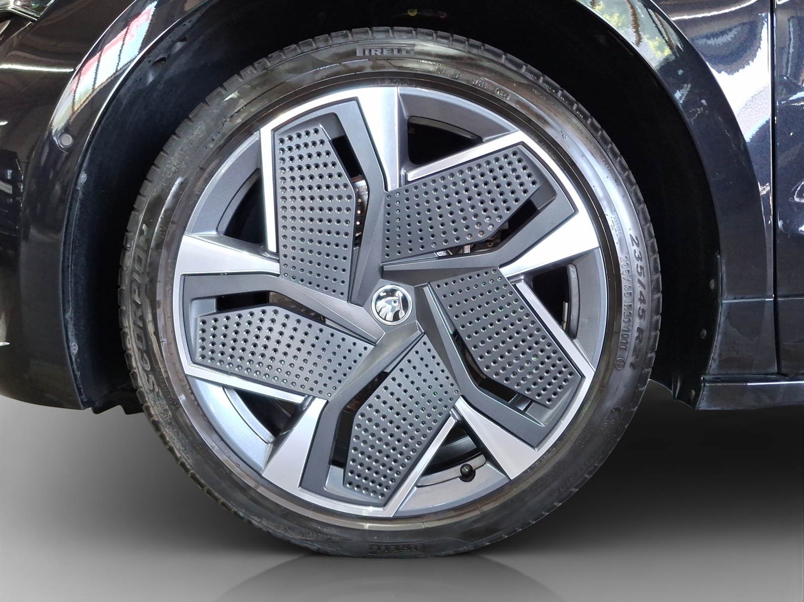 SKODA Enyaq Coupé RS iV 80 4x4-image-15