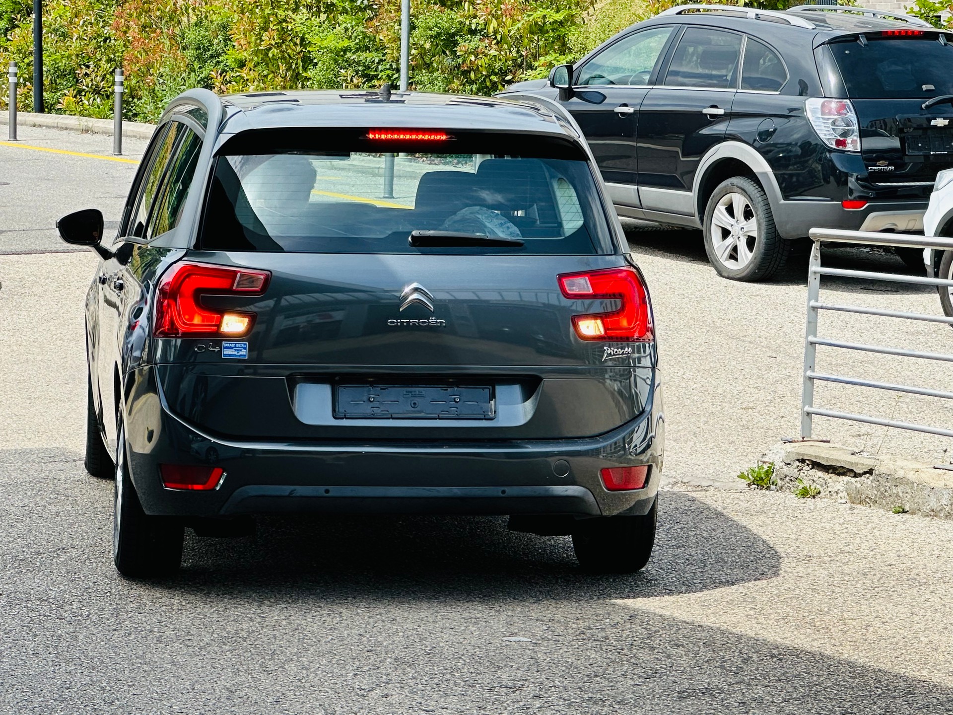 CITROEN Grand C4 Picasso 1.6 e-HDi Exclusive EGS6-image-5
