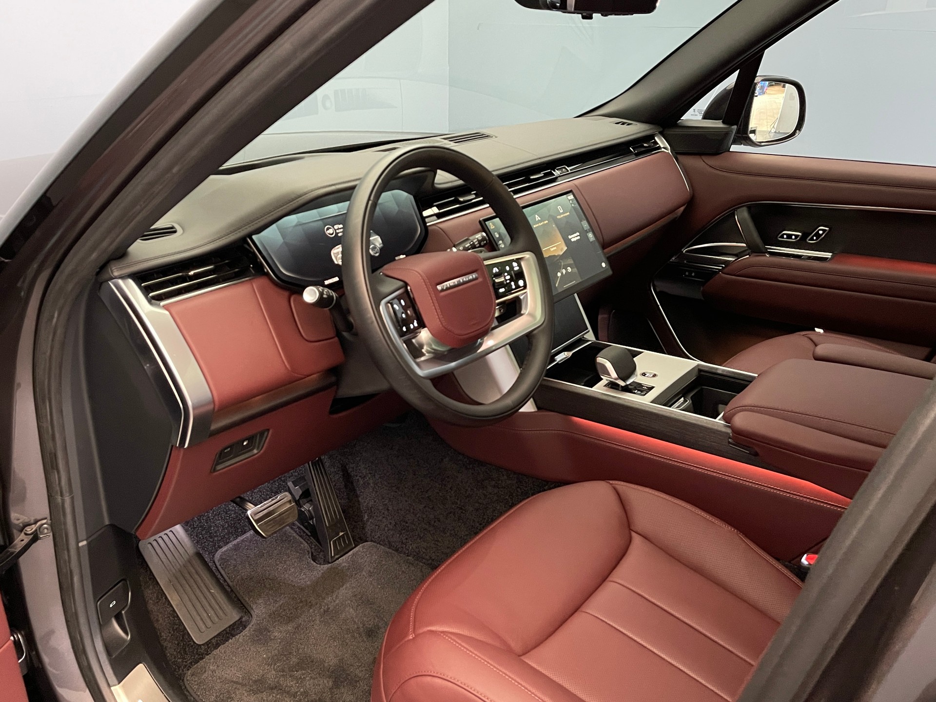 LAND ROVER Range Rover 3.0 I6 P460e Autobiography LWB-image-5