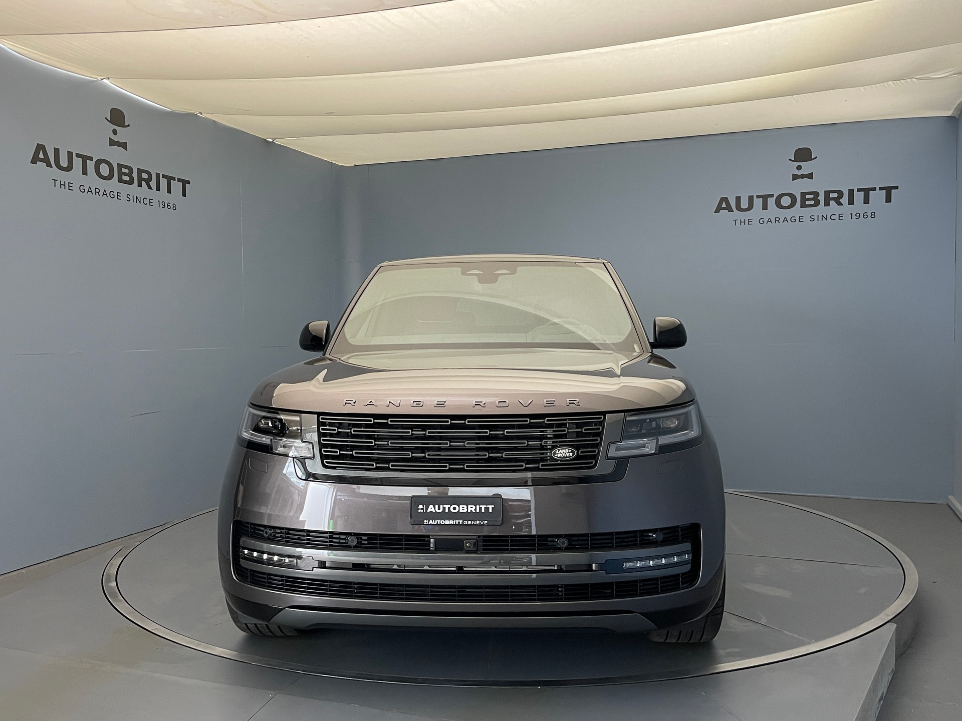 LAND ROVER Range Rover 3.0 I6 P460e Autobiography LWB-image-1