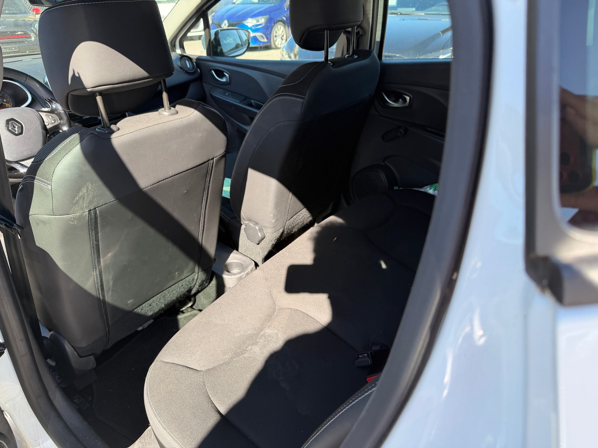 RENAULT Clio 0.9 12V Expression-image-8