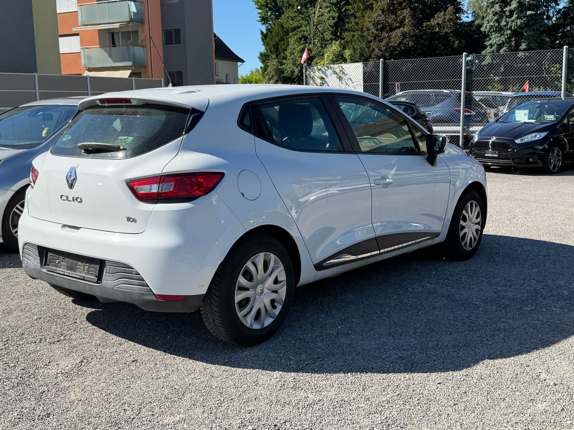 RENAULT Clio 0.9 12V Expression-image-14