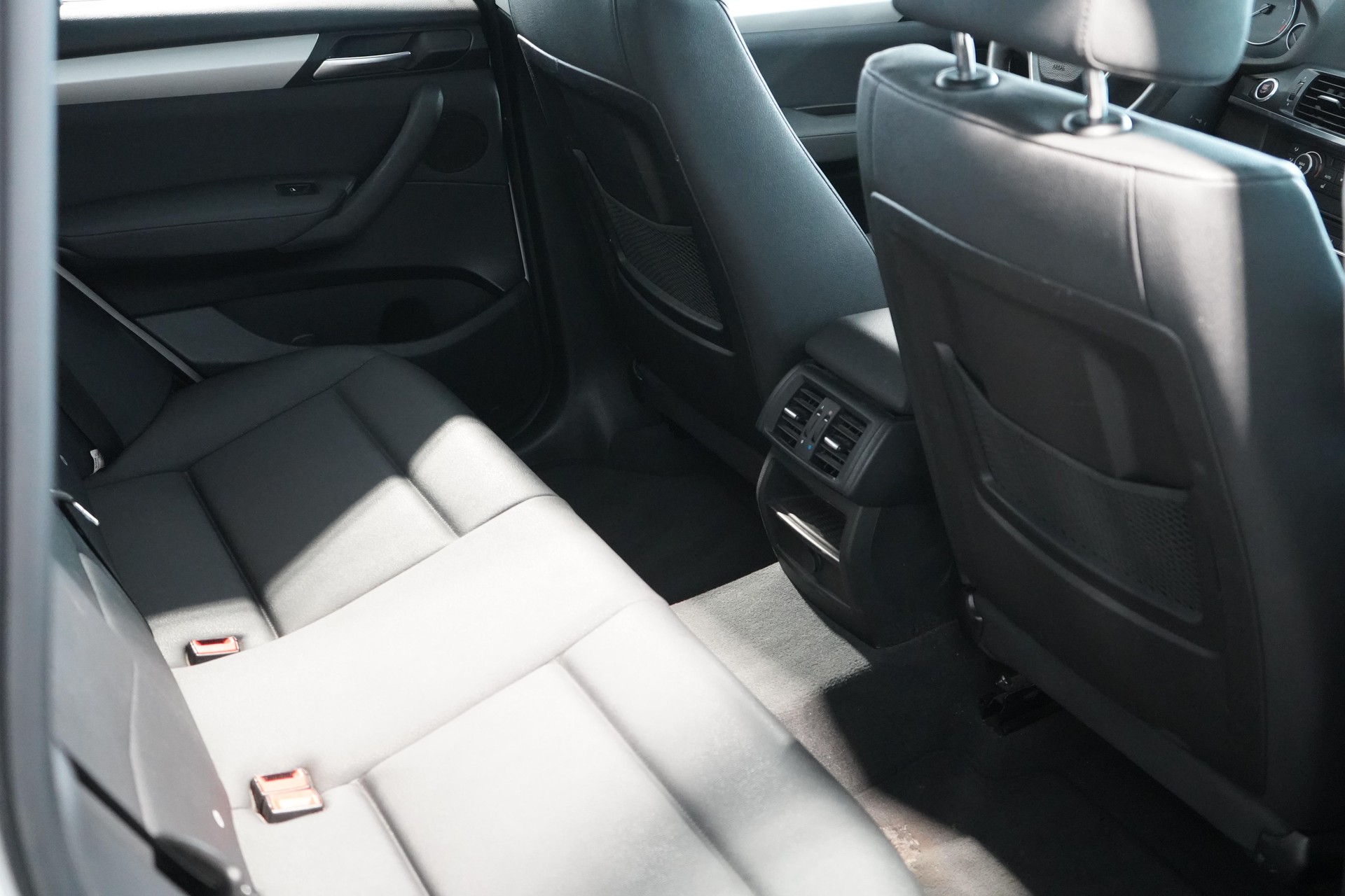 BMW X3 28i xDrive-image-14