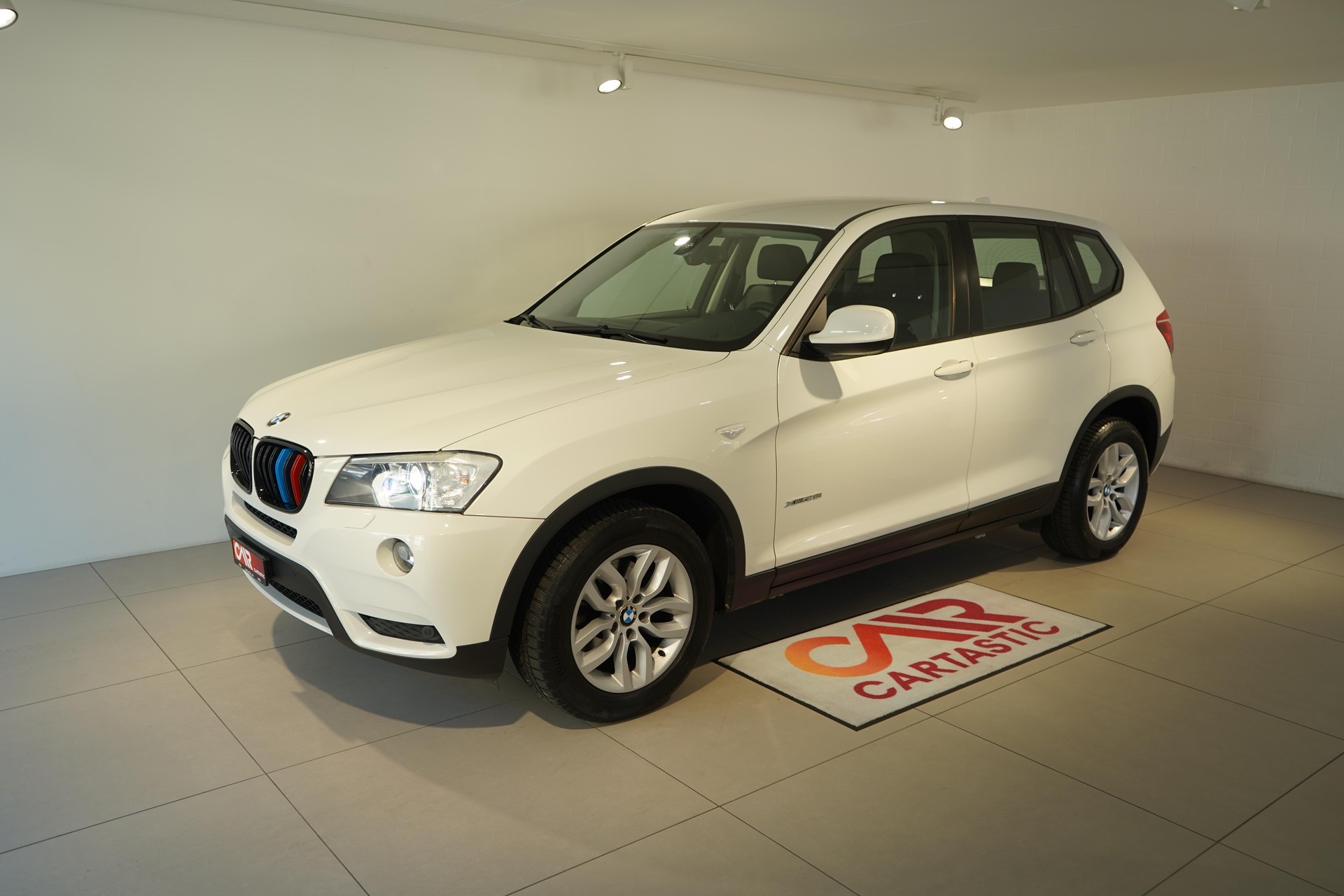 BMW X3 28i xDrive-image-0