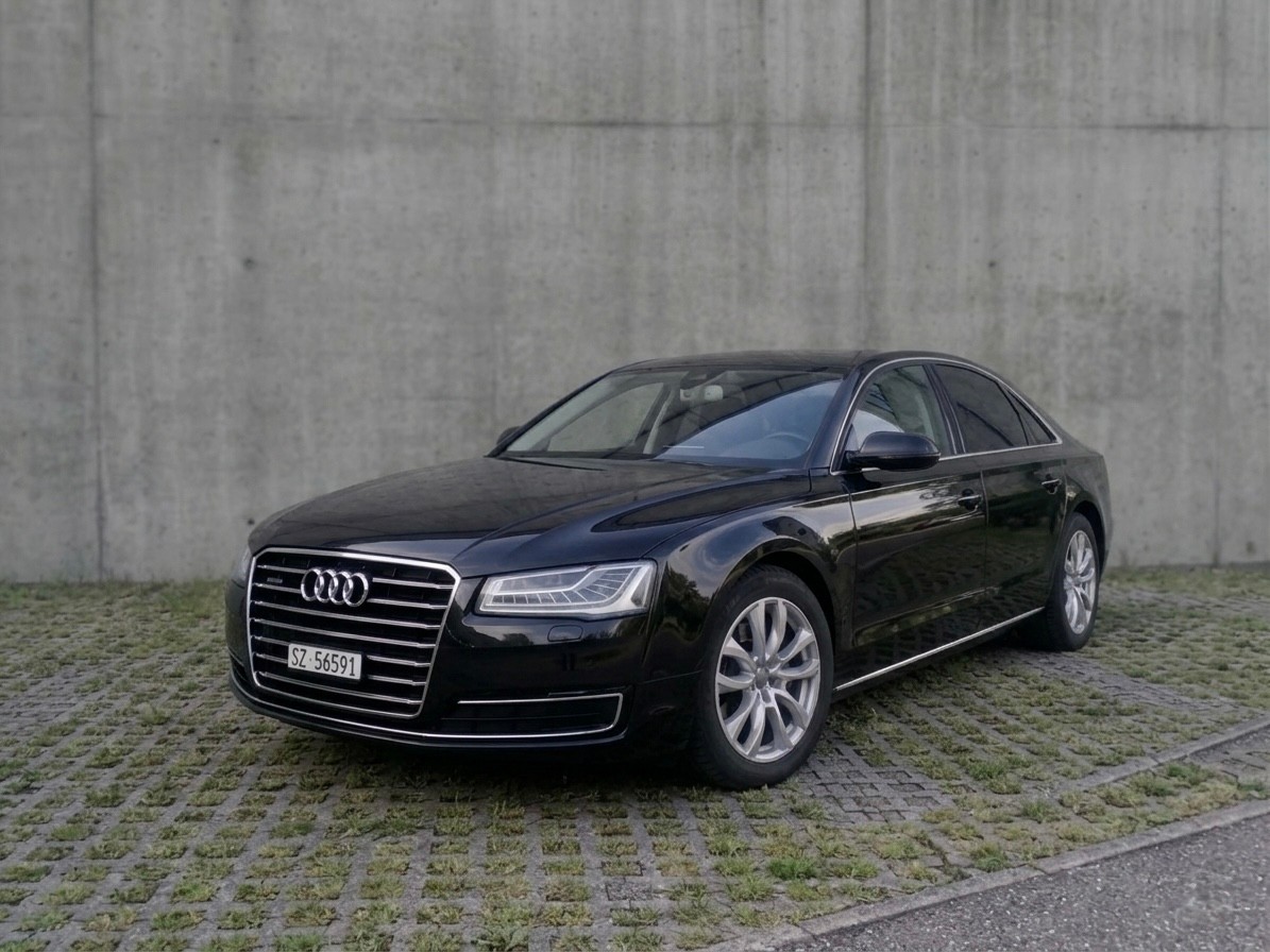 AUDI 3.0 V6 TDI L quattro-image-0
