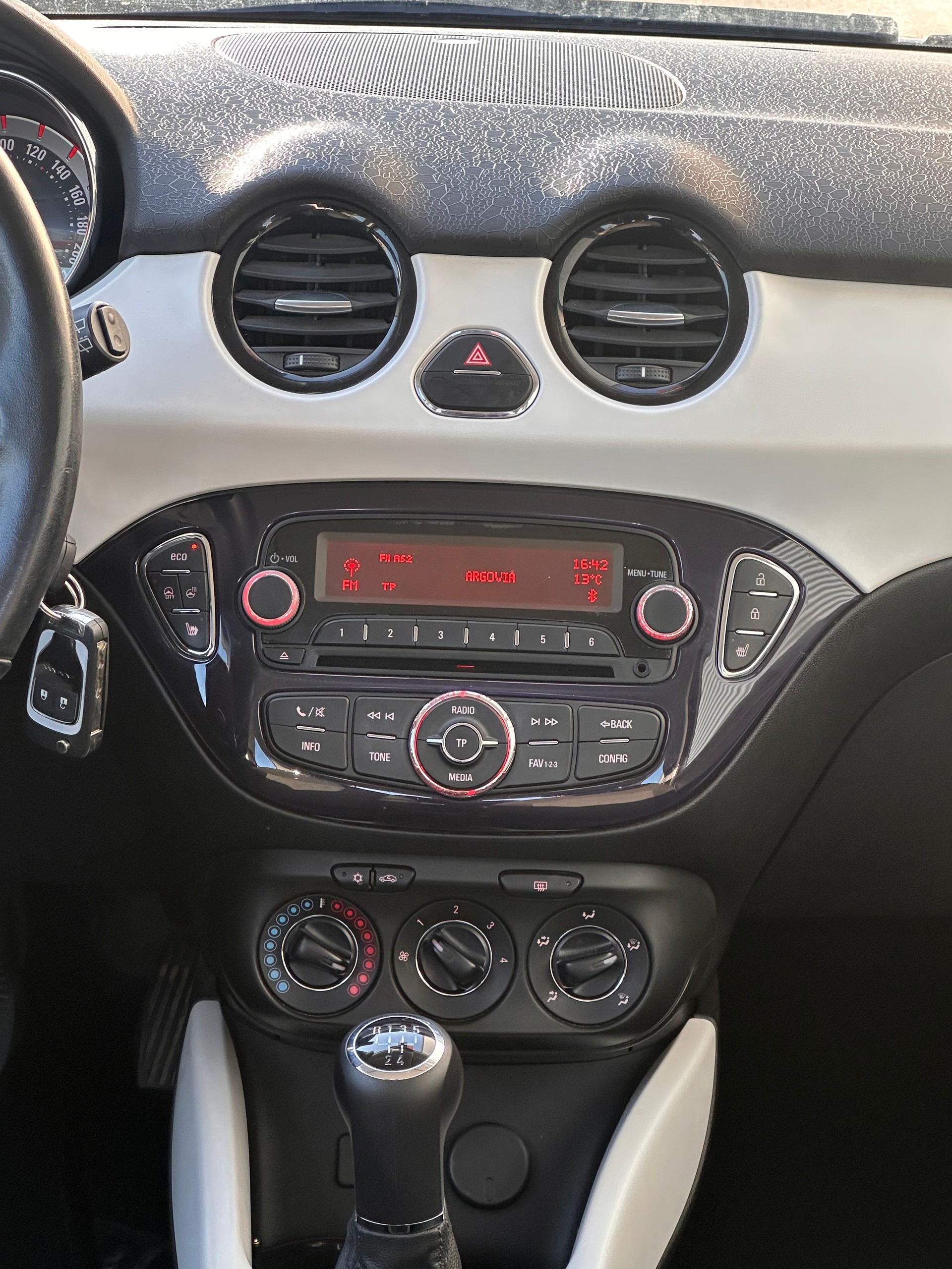 OPEL Adam 1.2 ecoFLEX GLAM-image-12