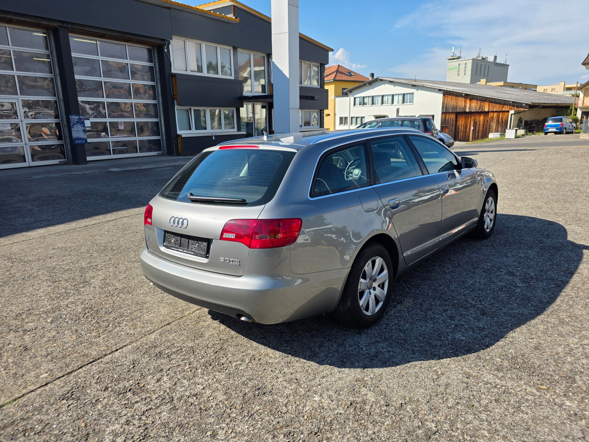 AUDI A6 Avant 3.0 V6 TDI quattro-image-4