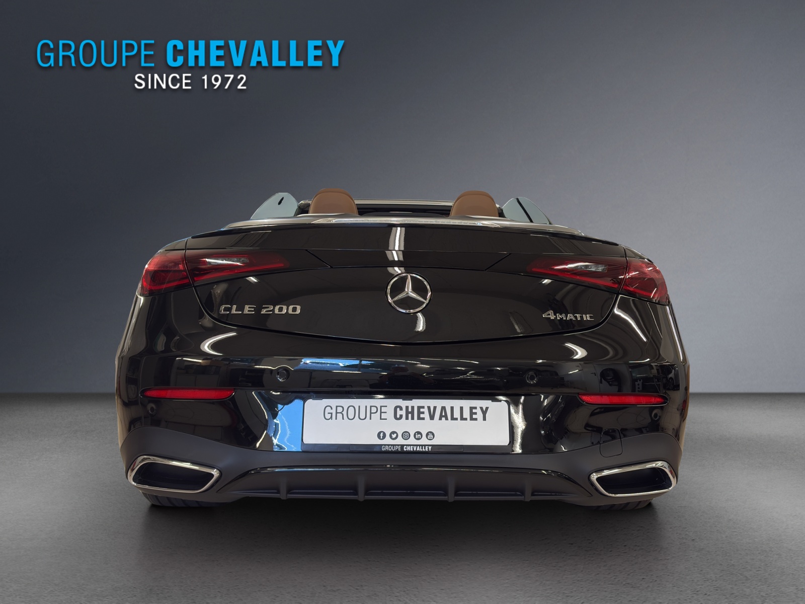 MERCEDES-BENZ CLE 200 4M Cabriolet-image-4